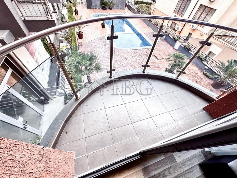 2-Bedroom Apartment with Pool View and 3 Balconies in Cacao Residence, Sunny Beach — photo 21 of 25