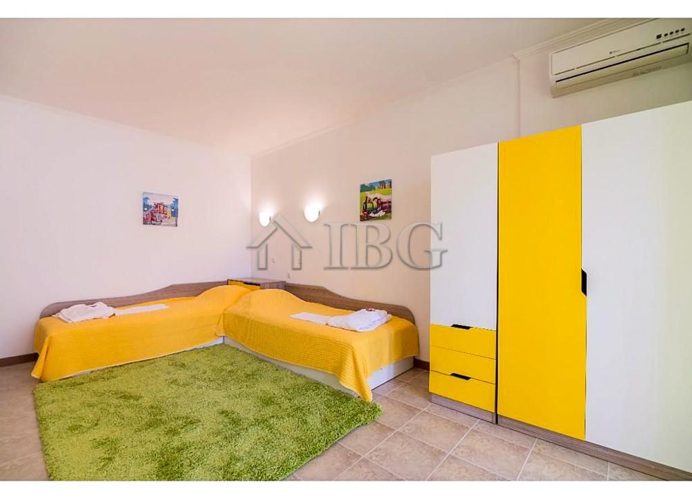 2-Bedroom Sea View Apartment in Elite Complex Casa Real, Sveti Vlas — photo 14 of 15