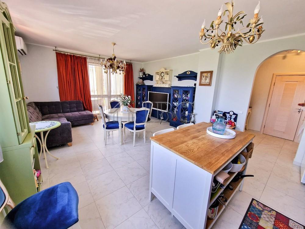 3-Bedroom Apartment in Poseidon VIP Residence, Nessebar — photo 7 of 25