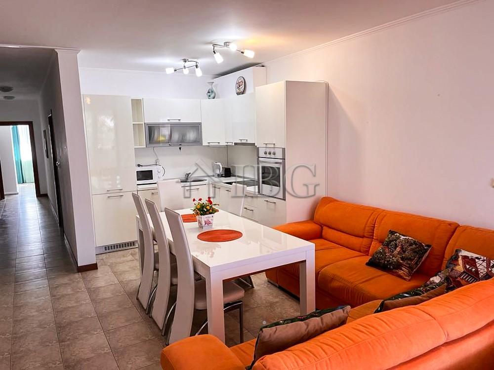 2-Bedroom Sea View Apartment in Elite Complex Casa Real, Sveti Vlas — photo 10 of 15