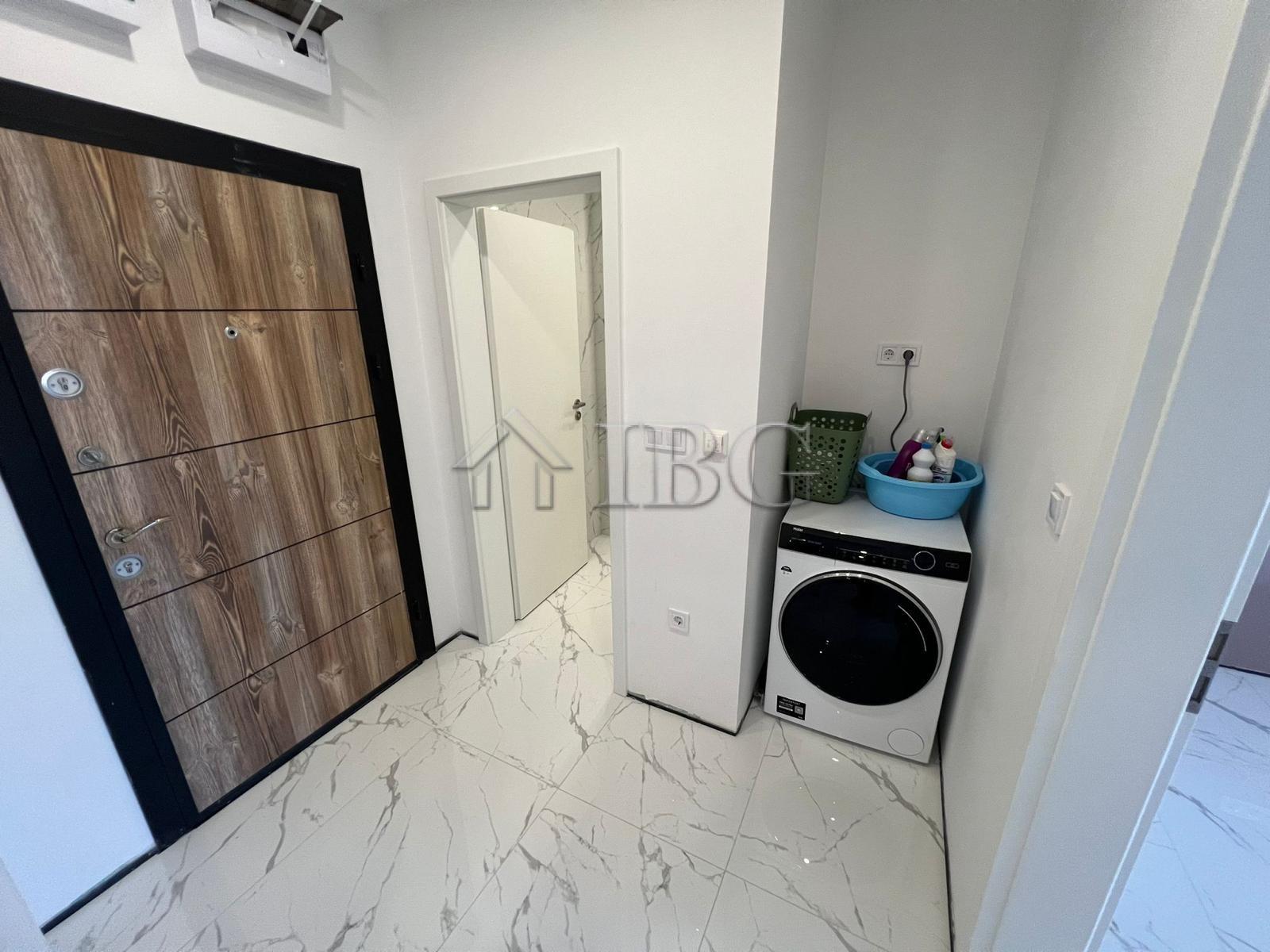 1-Bedroom Apartment in Bay View Family 1, Sarafovo, Burgas — photo 10 of 14