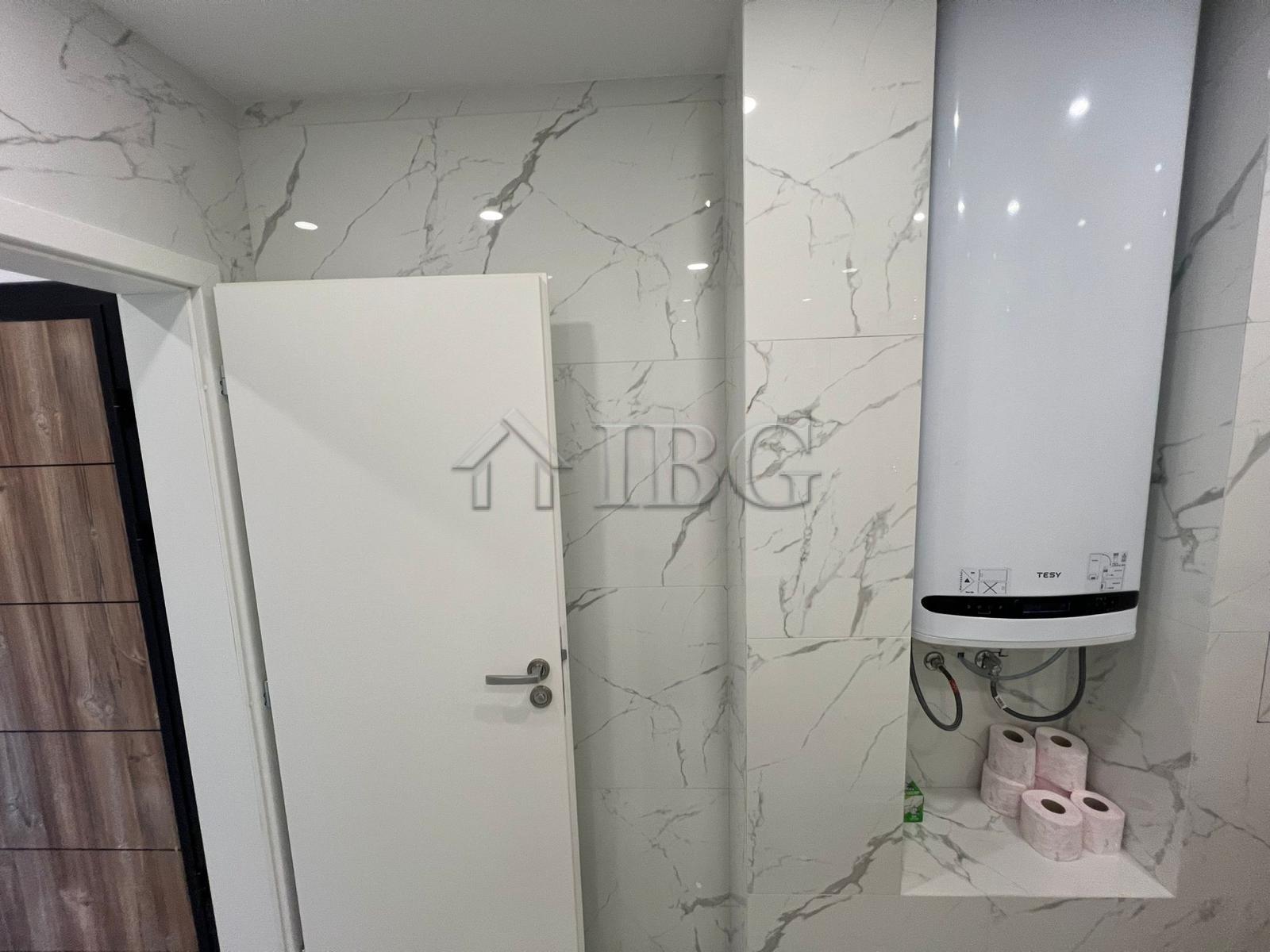 1-Bedroom Apartment in Bay View Family 1, Sarafovo, Burgas — photo 12 of 14