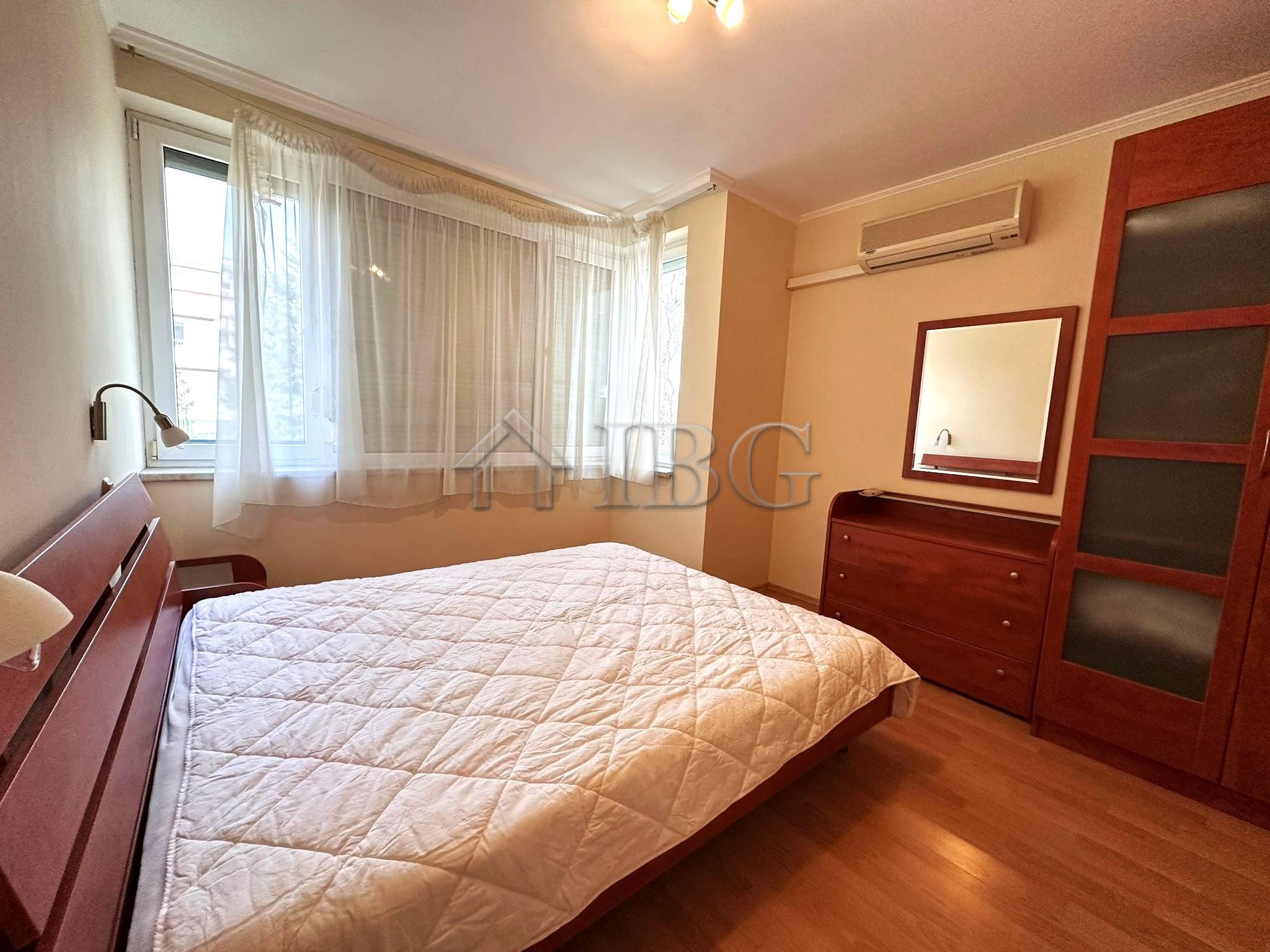 Spacious One-Bedroom Apartment with Pool View in Sunny Fort Complex, Sunny Beach — photo 18 of 25