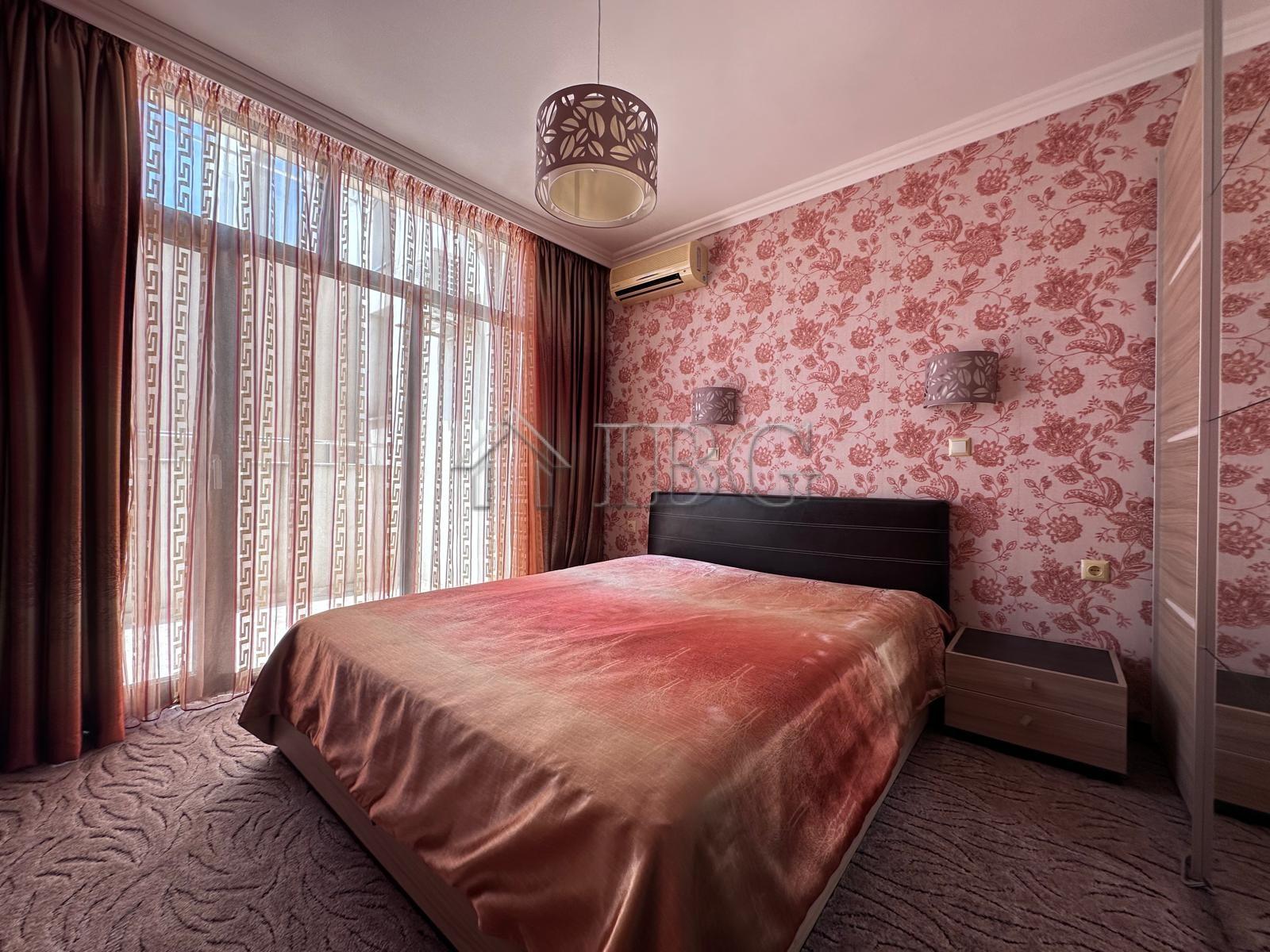 Renovated 1-Bedroom Apartment with Sea View Dolce Vita 2, Sveti Vlas — photo 15 of 25