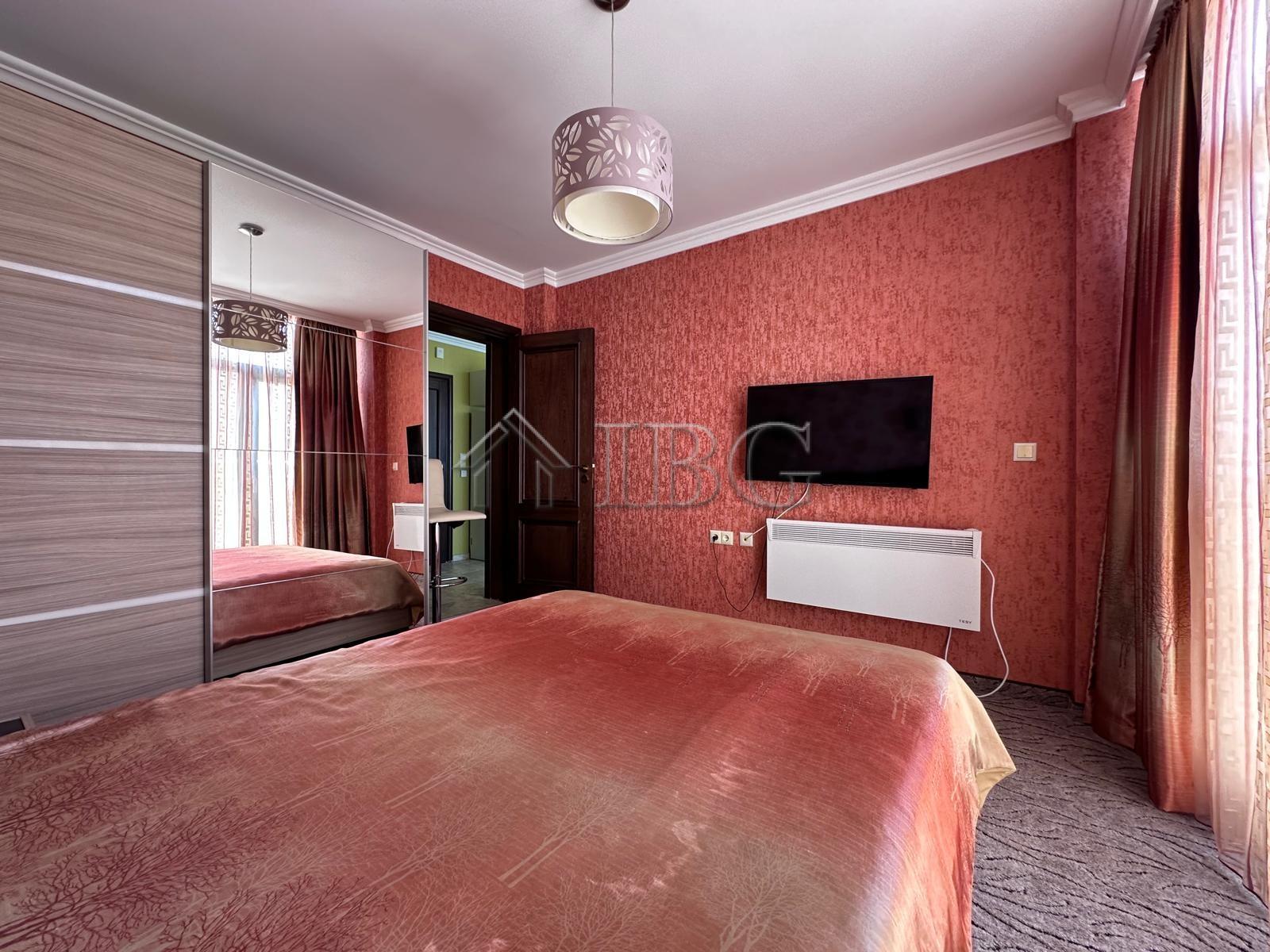 Renovated 1-Bedroom Apartment with Sea View Dolce Vita 2, Sveti Vlas — photo 16 of 25