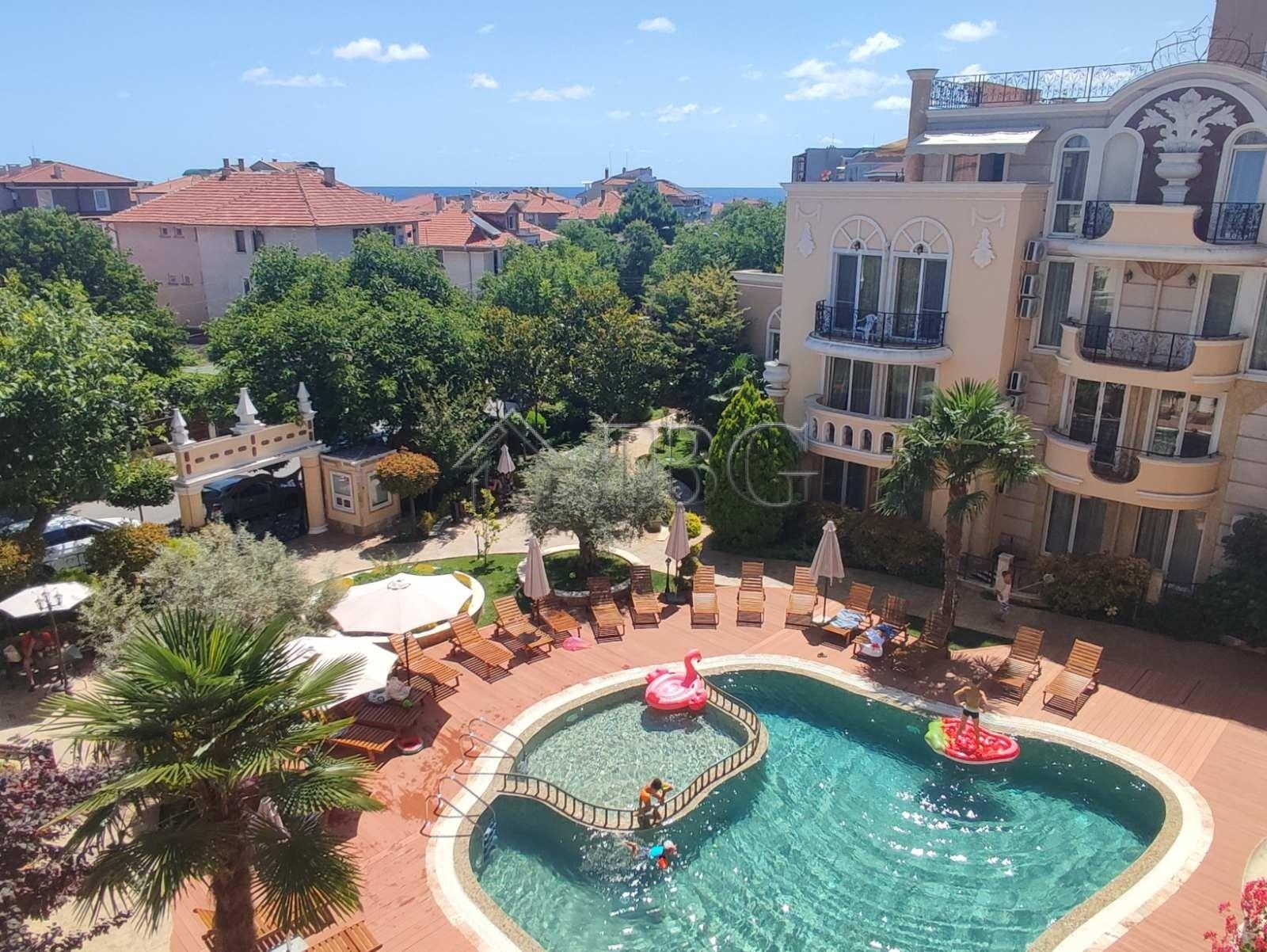 1-Bedroom Apartment with Pool View Melia 8, Ravda 100m from the Beach — main photo