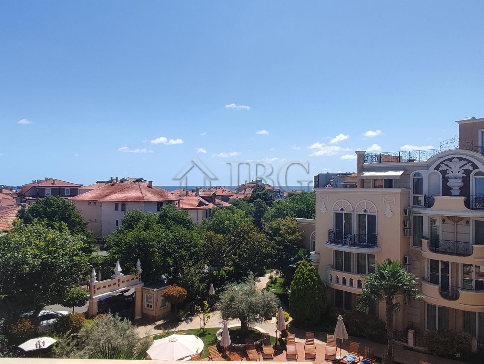 1-Bedroom Apartment with Pool View Melia 8, Ravda 100m from the Beach — photo 10 of 18