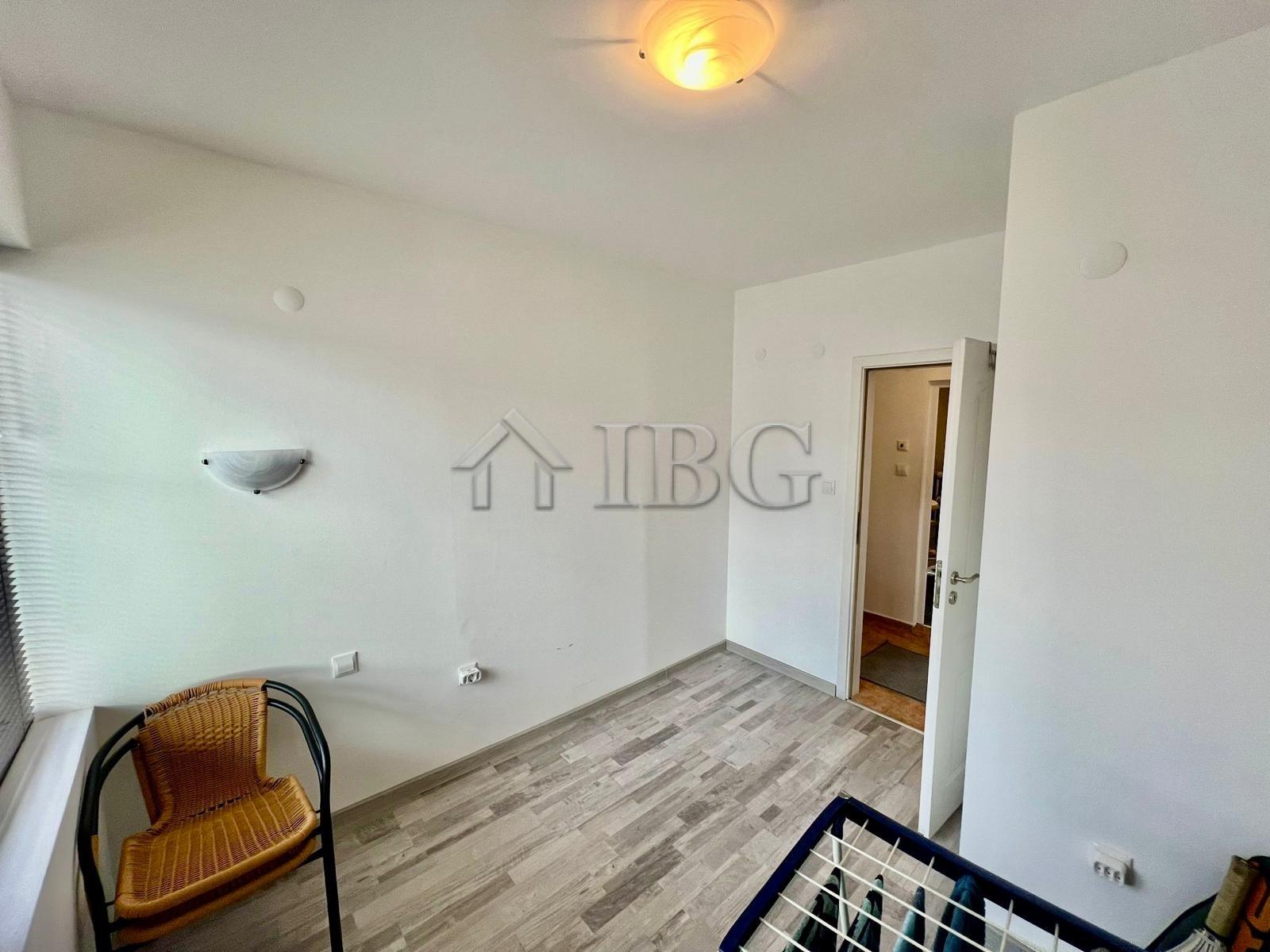 Two-Bedroom Apartment in Vista Del Mar, Ravda — photo 12 of 18