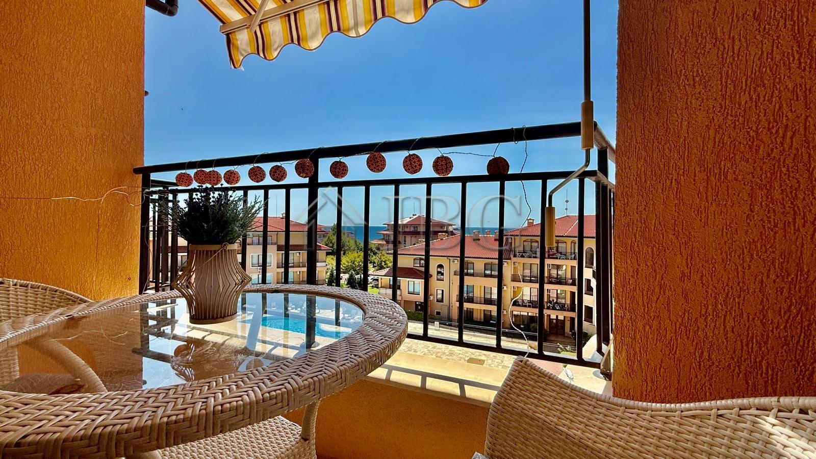 One-Bedroom Apartment with Pool and Sea View in Sky Dreams, Sveti Vlas — photo 4 of 12