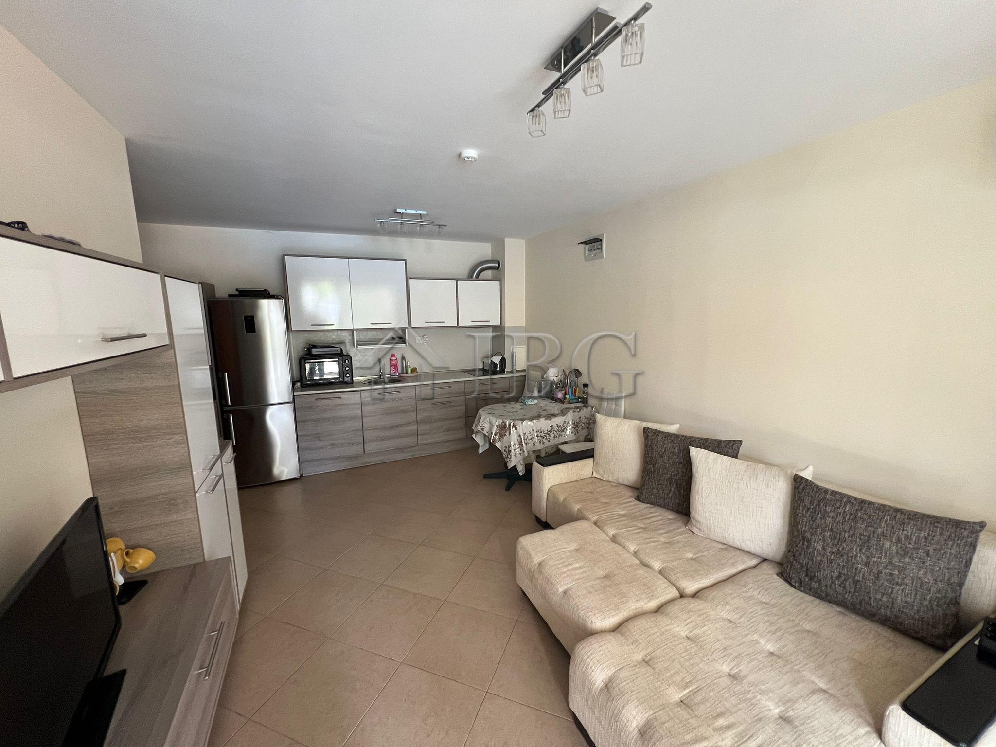 One-Bedroom Apartment in Sun & Sea Complex, Sunny Beach — photo 13 of 21