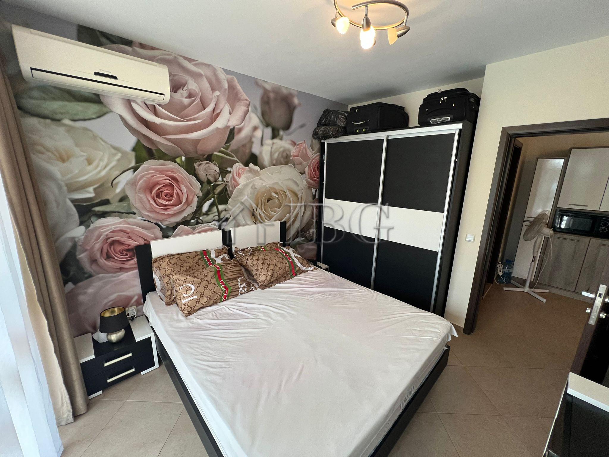 One-Bedroom Apartment in Sun & Sea Complex, Sunny Beach — photo 18 of 21