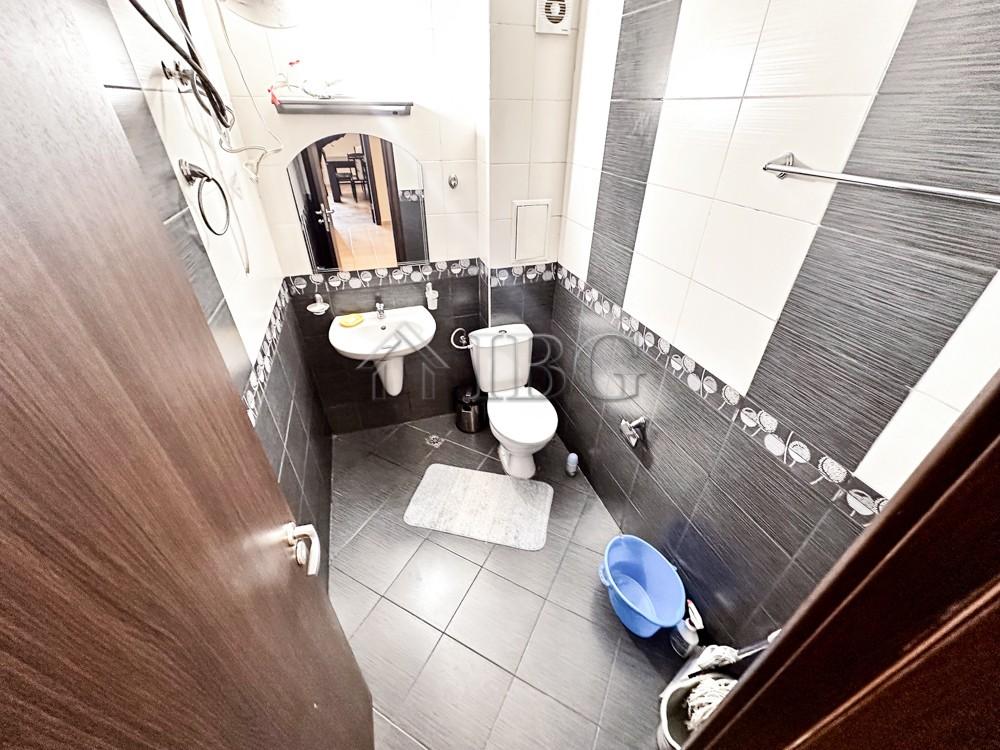 2-Bedroom Apartment with Pool View and 3 Balconies in Cacao Residence, Sunny Beach — photo 18 of 25