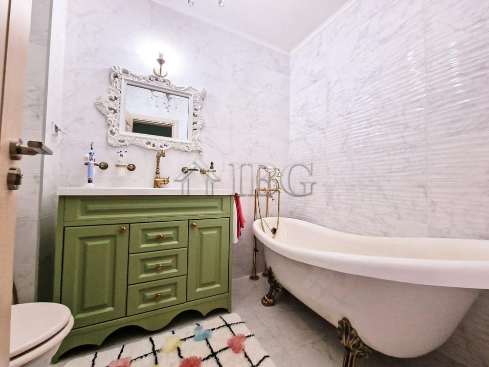 3-Bedroom Apartment in Poseidon VIP Residence, Nessebar — photo 21 of 25
