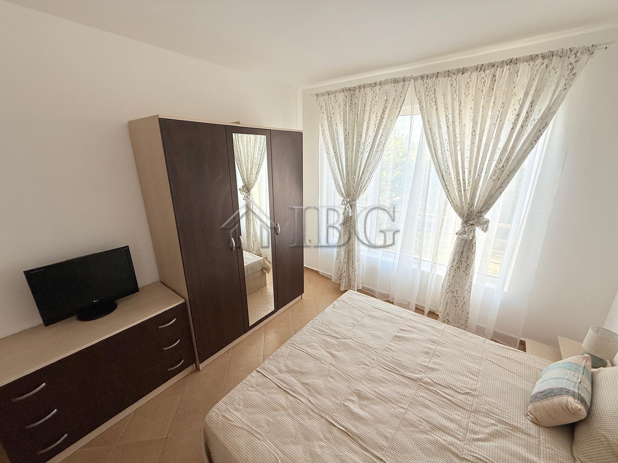 Spacious Two-Bedroom Apartment Near Sea in Solis, Sunny Beach — photo 8 of 21