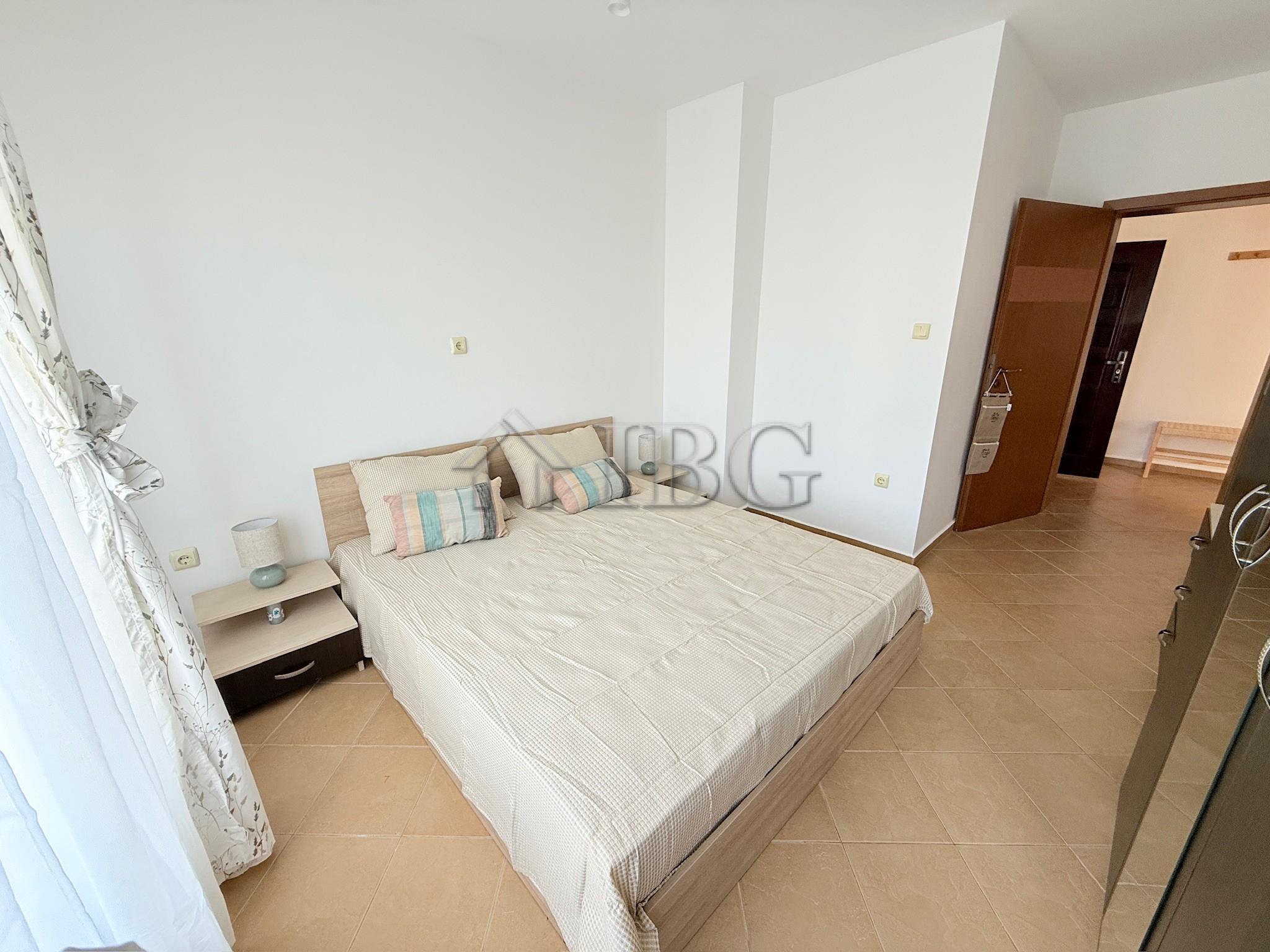 Spacious Two-Bedroom Apartment Near Sea in Solis, Sunny Beach — photo 9 of 21