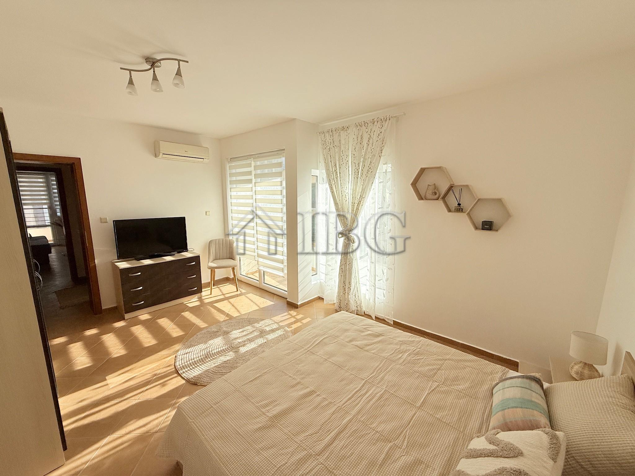 Spacious Two-Bedroom Apartment Near Sea in Solis, Sunny Beach — photo 15 of 21