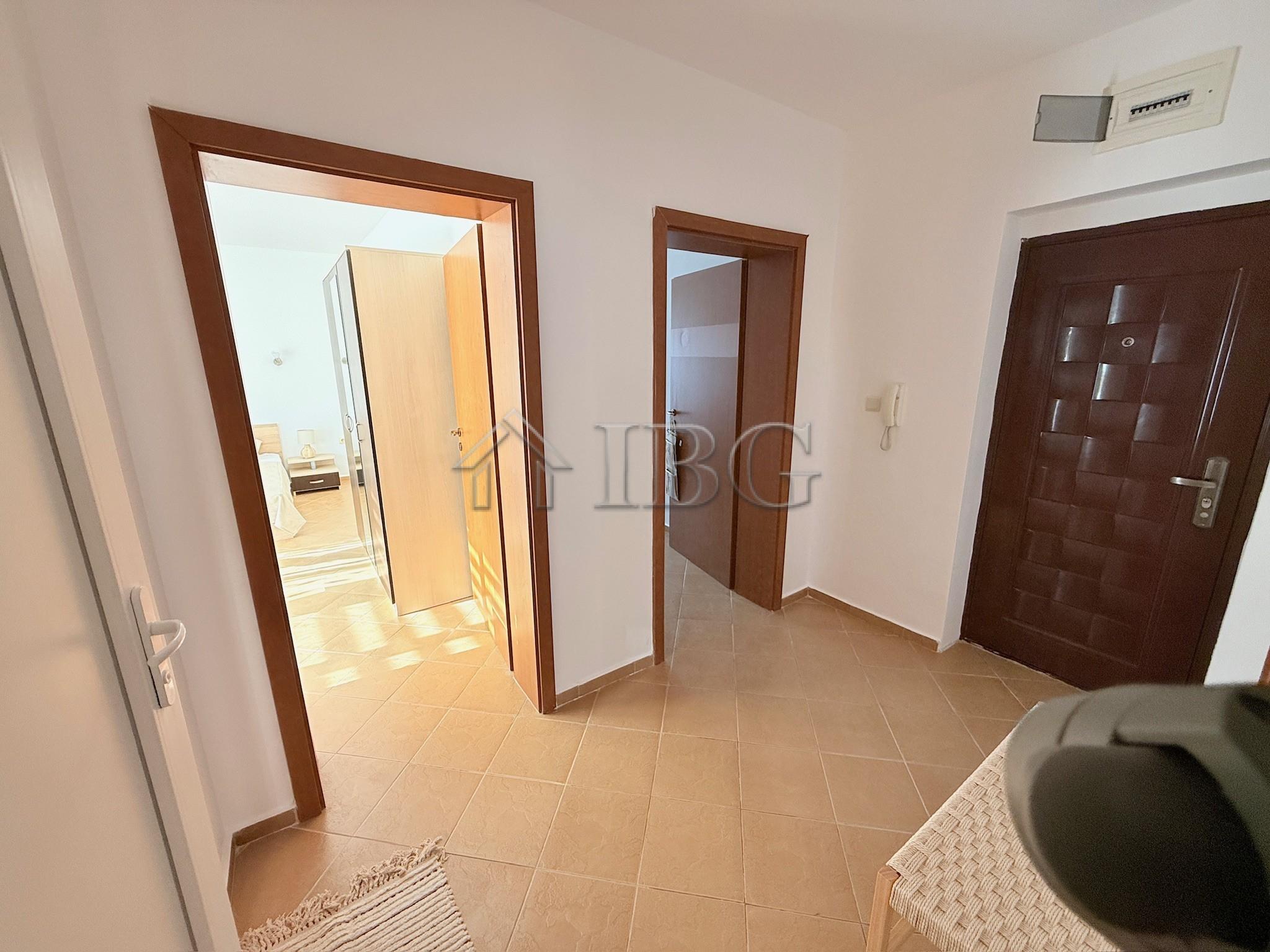 Spacious Two-Bedroom Apartment Near Sea in Solis, Sunny Beach — photo 18 of 21