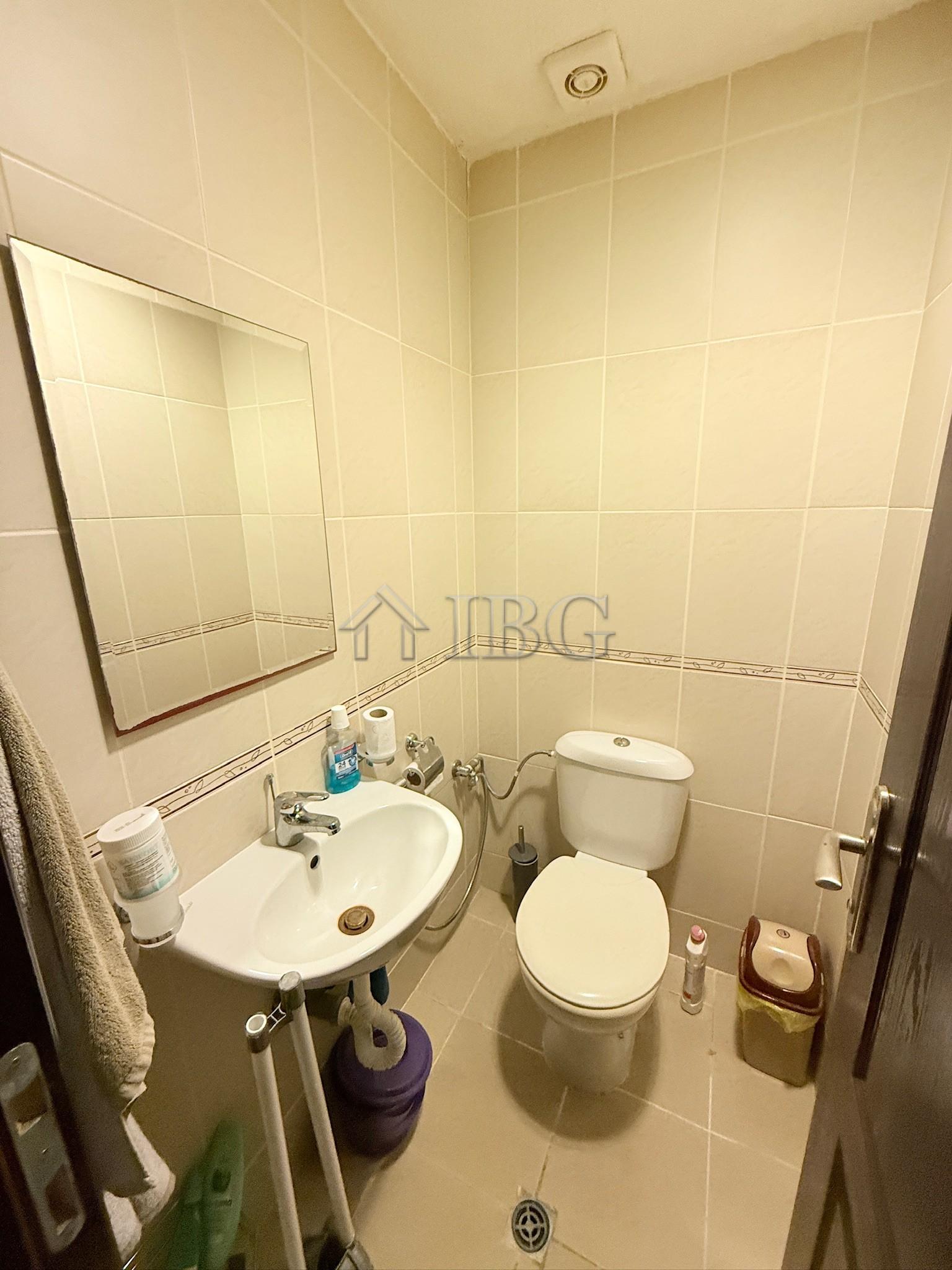 Charming 2-Bedroom Apartment in Bay View Villas, Kosharitsa — photo 19 of 25