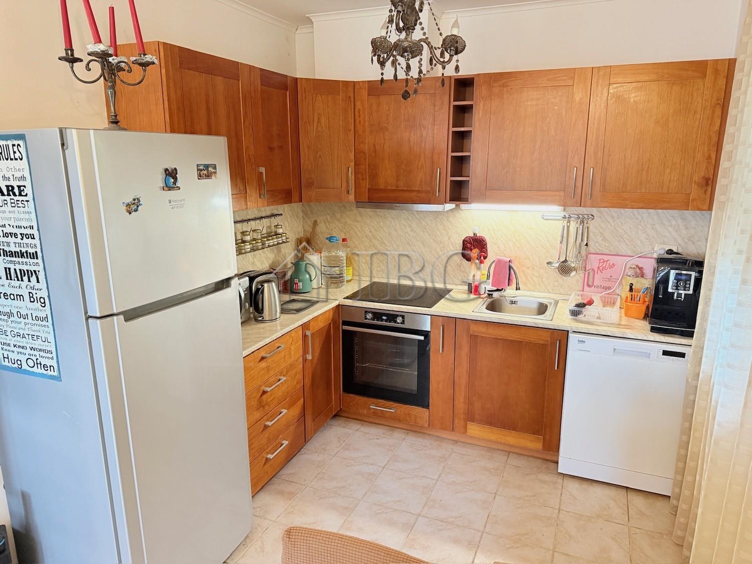 Charming 2-Bedroom Apartment in Bay View Villas, Kosharitsa — photo 7 of 25