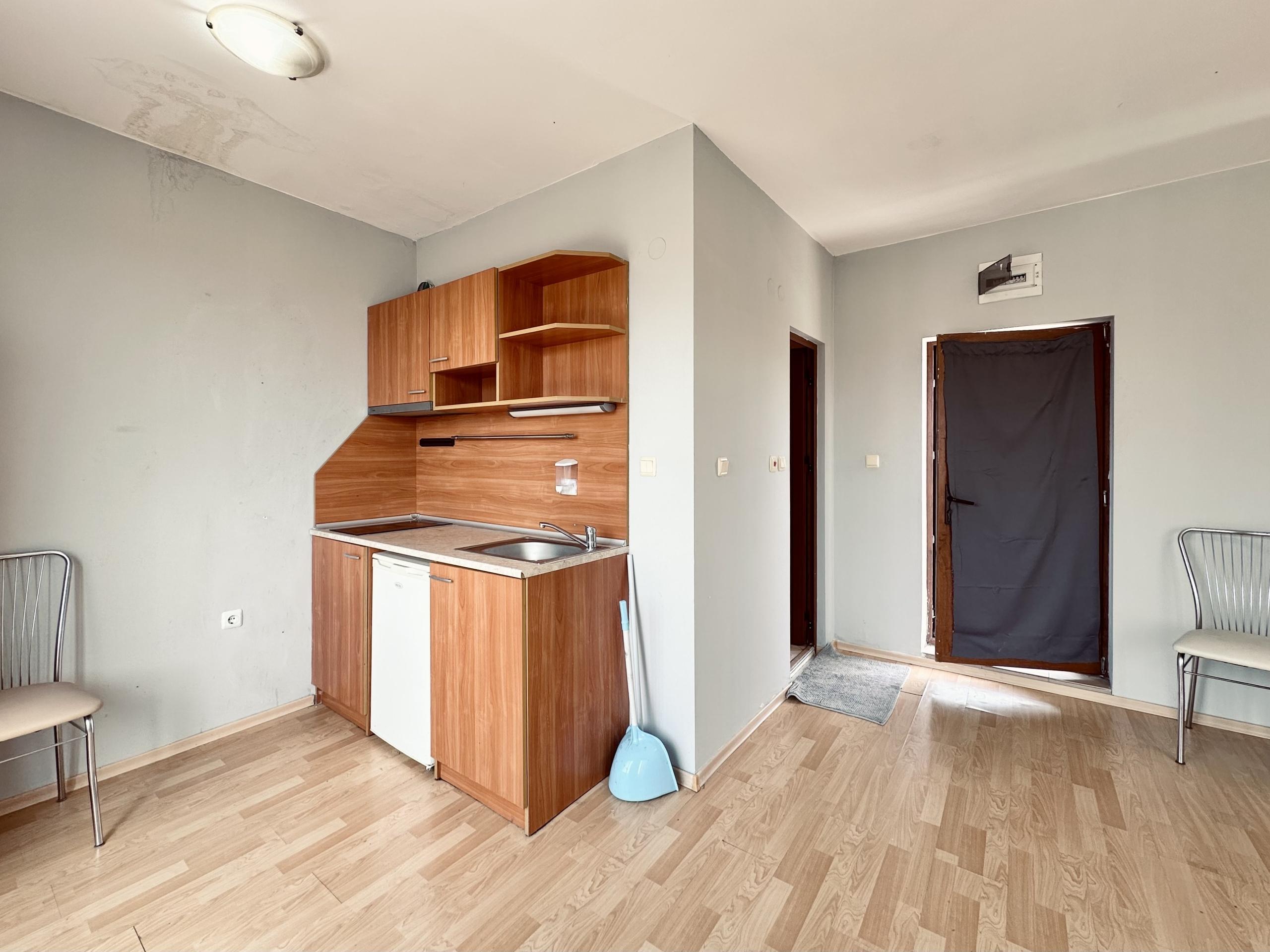 Studio with Pool and Sea View in Amadeus 11 Complex, Sunny Beach — photo 15 of 24