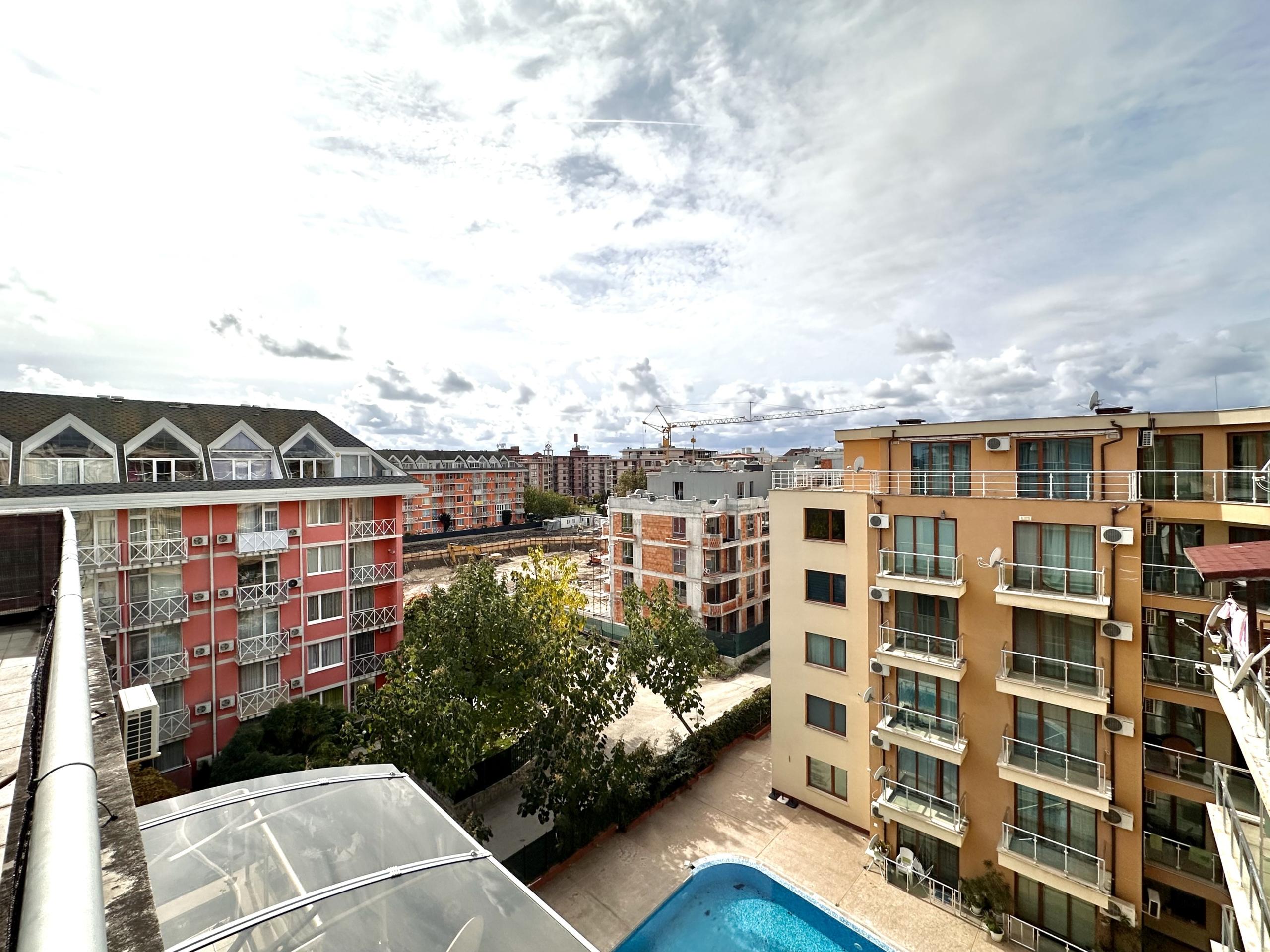 Studio with Pool and Sea View in Amadeus 11 Complex, Sunny Beach — photo 5 of 24