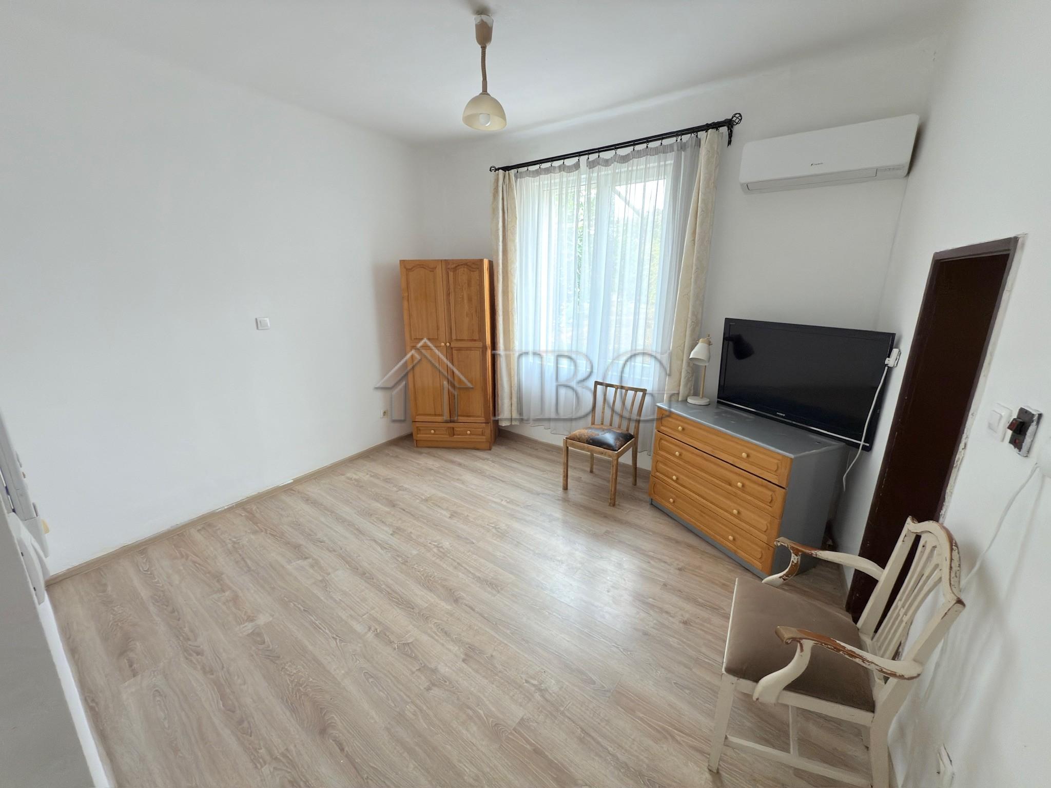 One-Storey House for Sale in Sredets, Burgas Region — photo 23 of 25