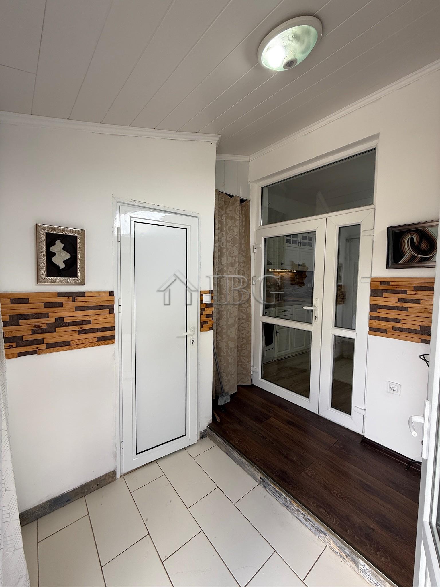 One-Storey House for Sale in Sredets, Burgas Region — photo 21 of 25