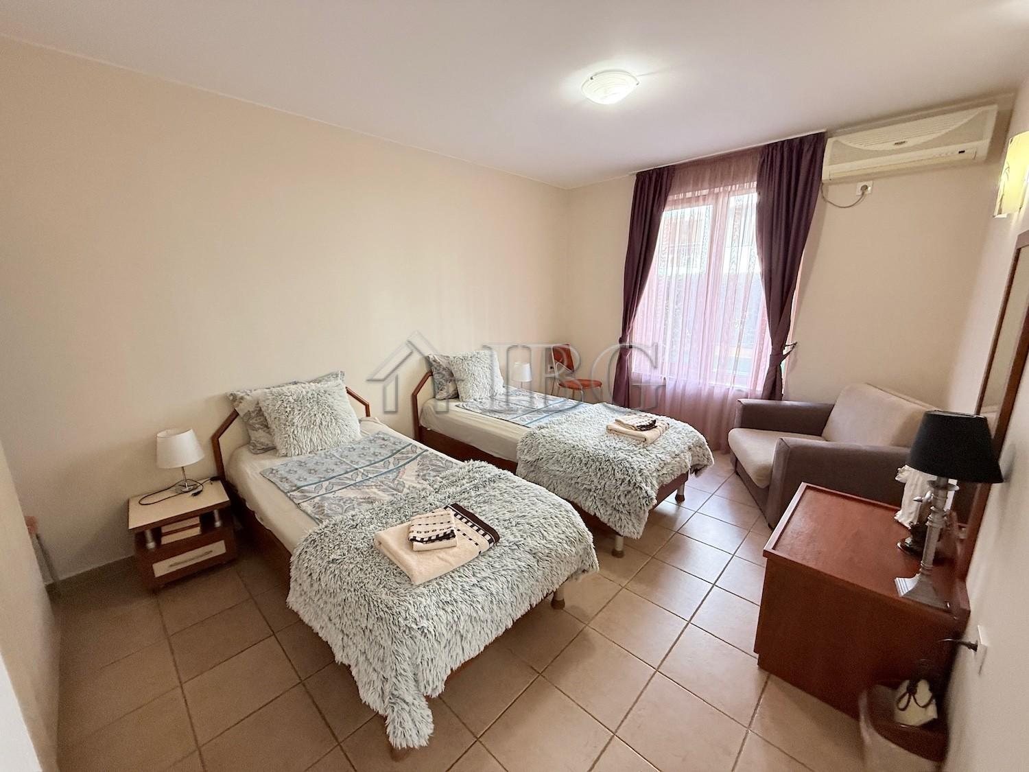 2 Bedroom Apartment with 2 bathrooms and Pool View in Summer Dreams, Sunny Beach — photo 15 of 24