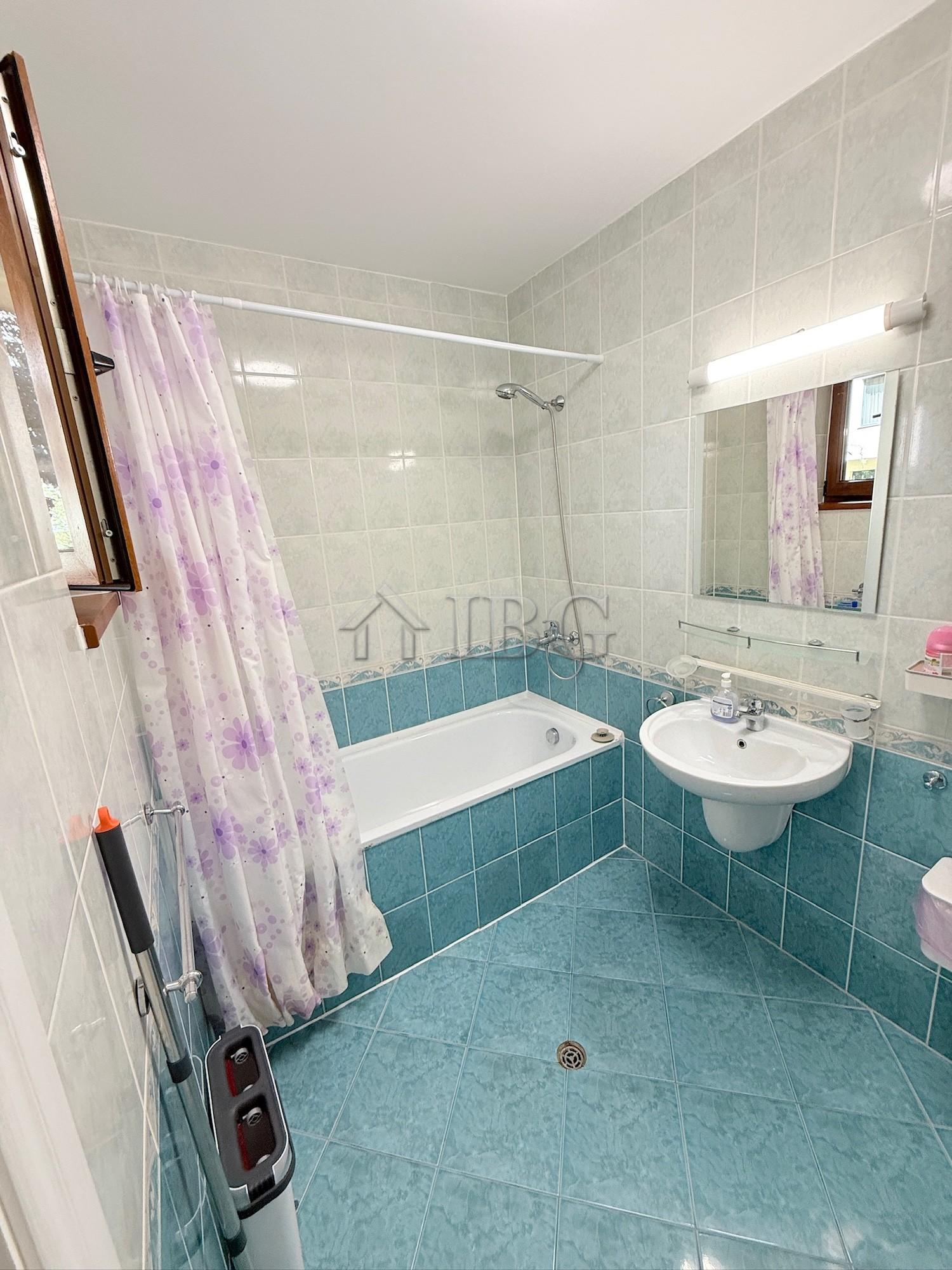 2 Bedroom Apartment with 2 bathrooms and Pool View in Summer Dreams, Sunny Beach — photo 13 of 24