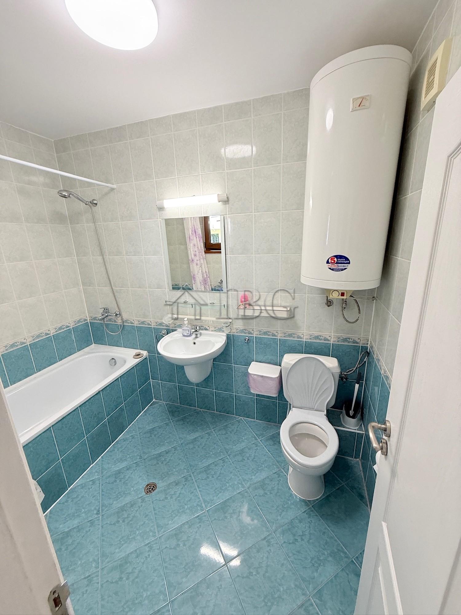2 Bedroom Apartment with 2 bathrooms and Pool View in Summer Dreams, Sunny Beach — photo 14 of 24