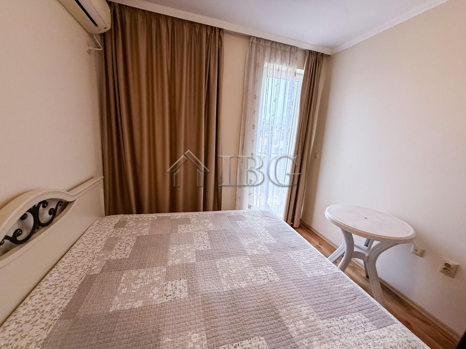 1-Bedroom Apartment with Pool View Melia 8, Ravda 100m from the Beach — photo 13 of 18