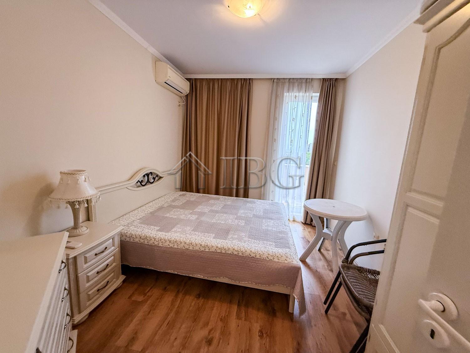 1-Bedroom Apartment with Pool View Melia 8, Ravda 100m from the Beach — photo 16 of 18