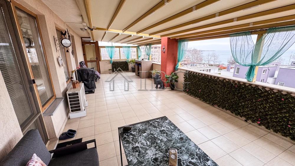 Spacious 3-Bedroom Apartment with Sea View for Sale in Villa Rossa, Ravda — photo 5 of 25