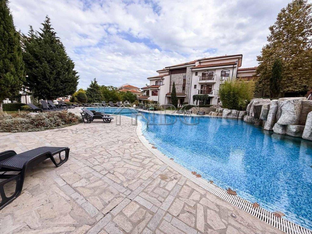 1-Bedroom Apartment with Big Veranda Vineyards Resort, Aheloy — photo 17 of 19