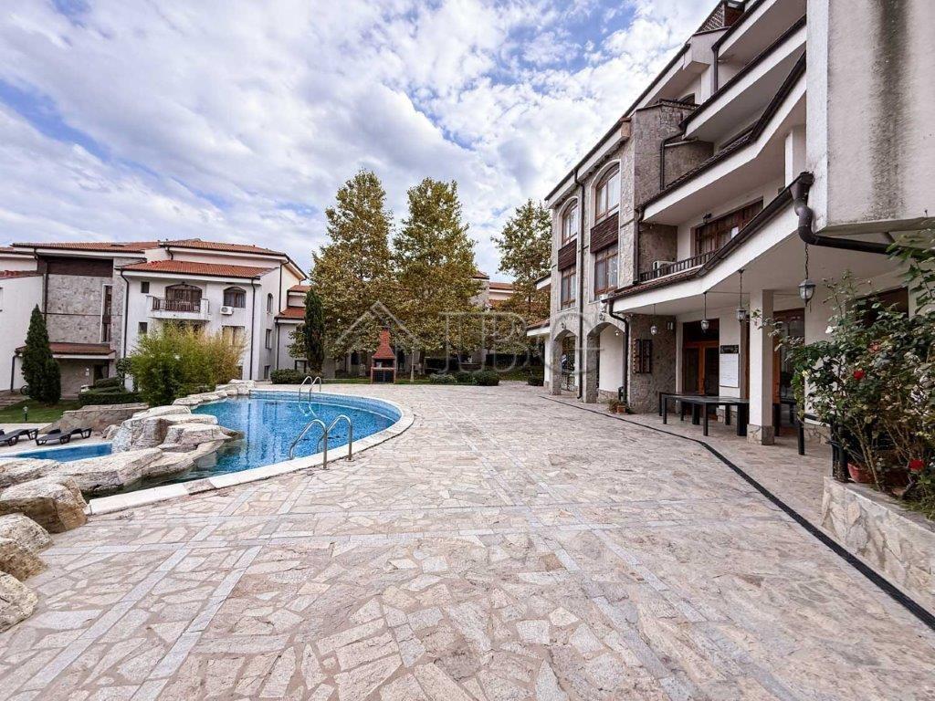 1-Bedroom Apartment with Big Veranda Vineyards Resort, Aheloy — photo 18 of 19