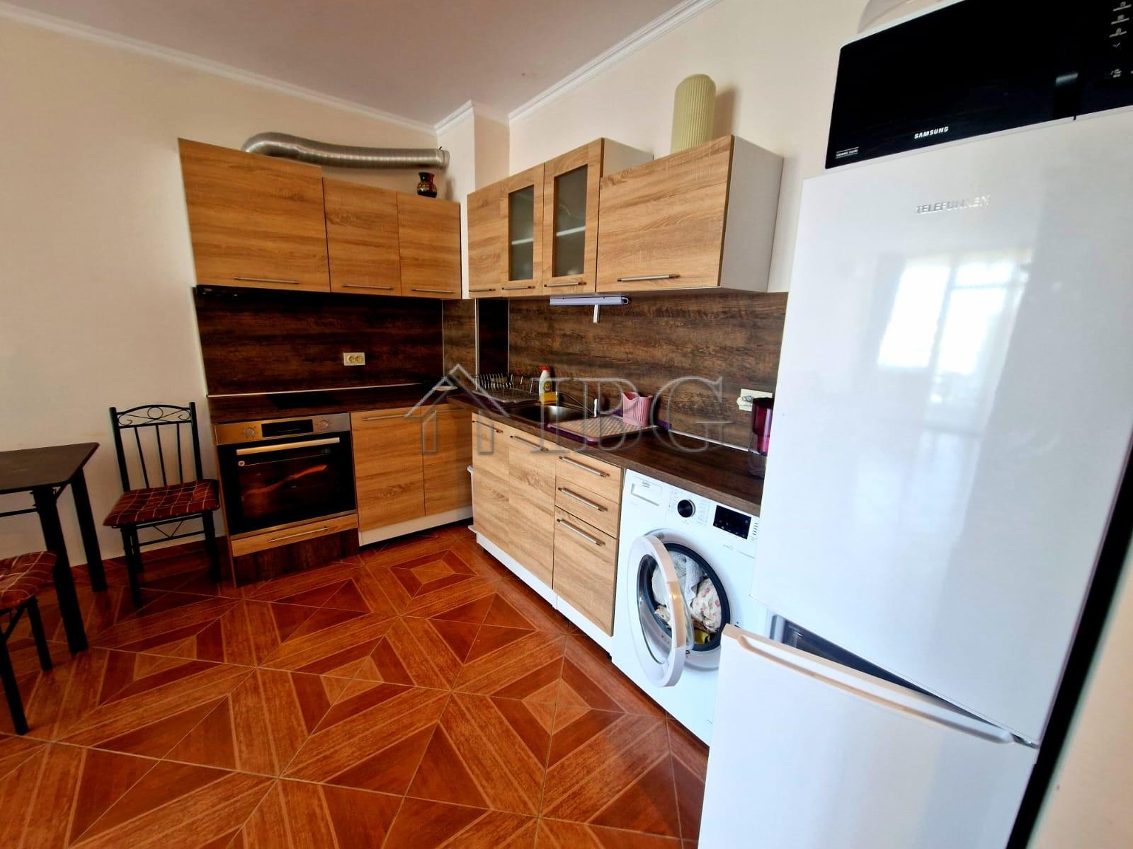 Spacious 1-Bedroom Apartment in Sun Wave, Sveti Vlas — photo 5 of 7