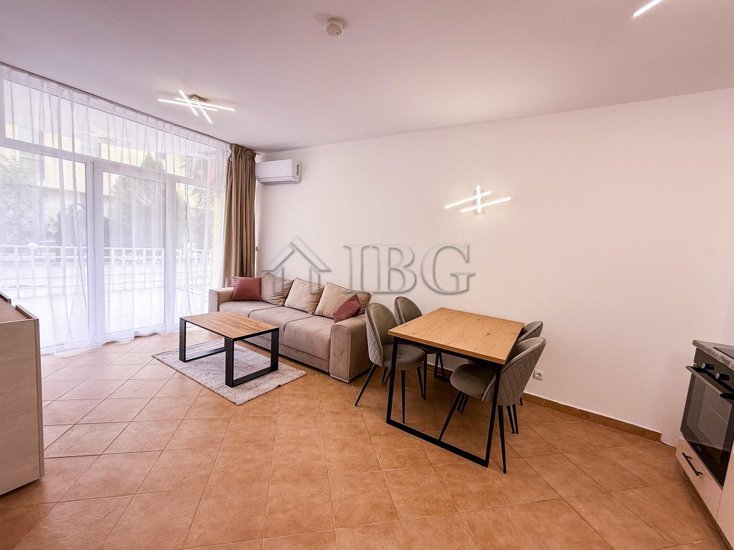 Renovated One-Bedroom Apartment with Large Terrace Barco Del Sol, Sunny Beach — photo 12 of 25