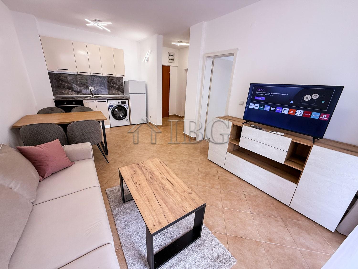 Renovated One-Bedroom Apartment with Large Terrace Barco Del Sol, Sunny Beach — photo 4 of 25