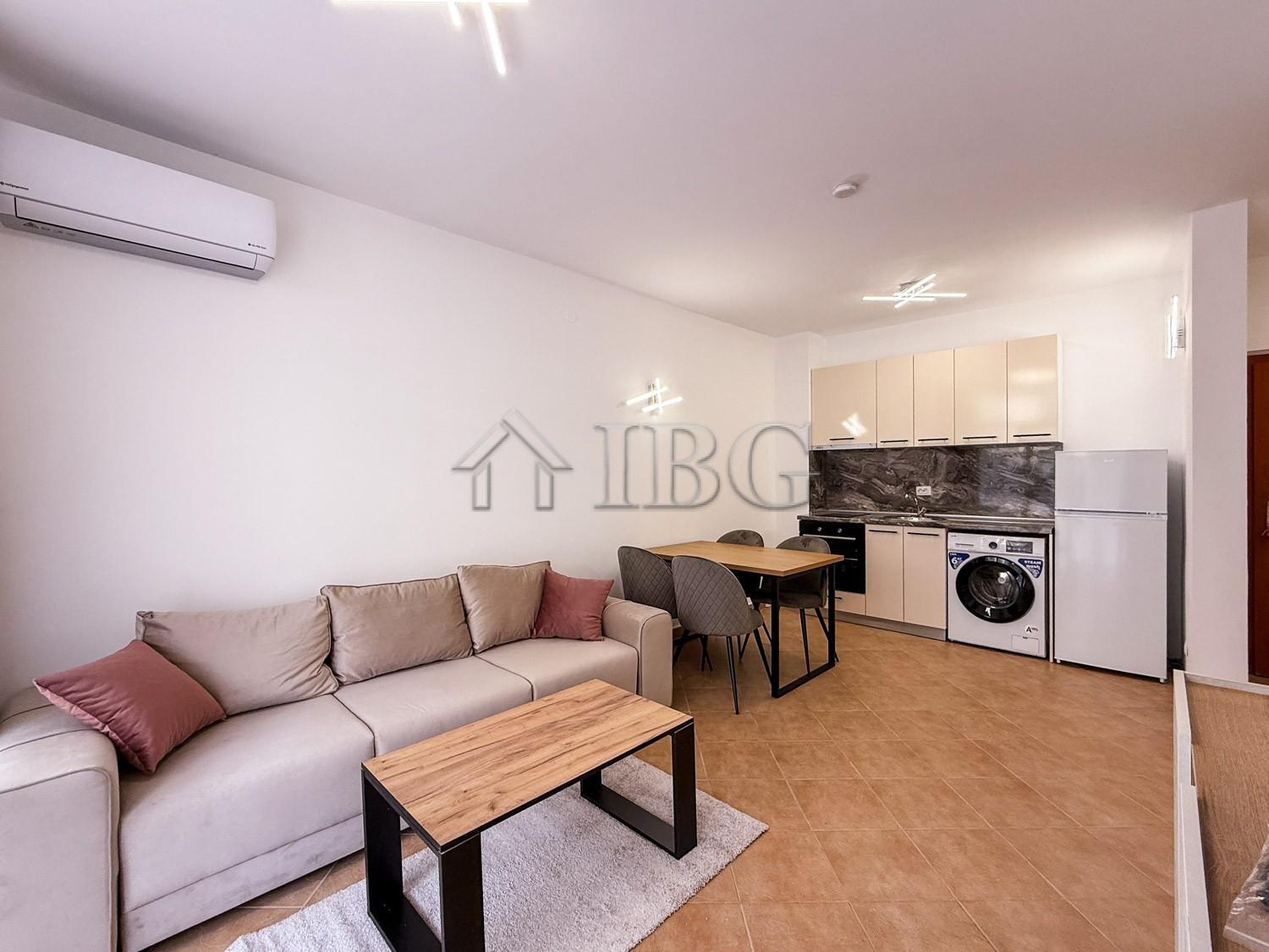 Renovated One-Bedroom Apartment with Large Terrace Barco Del Sol, Sunny Beach — photo 19 of 25