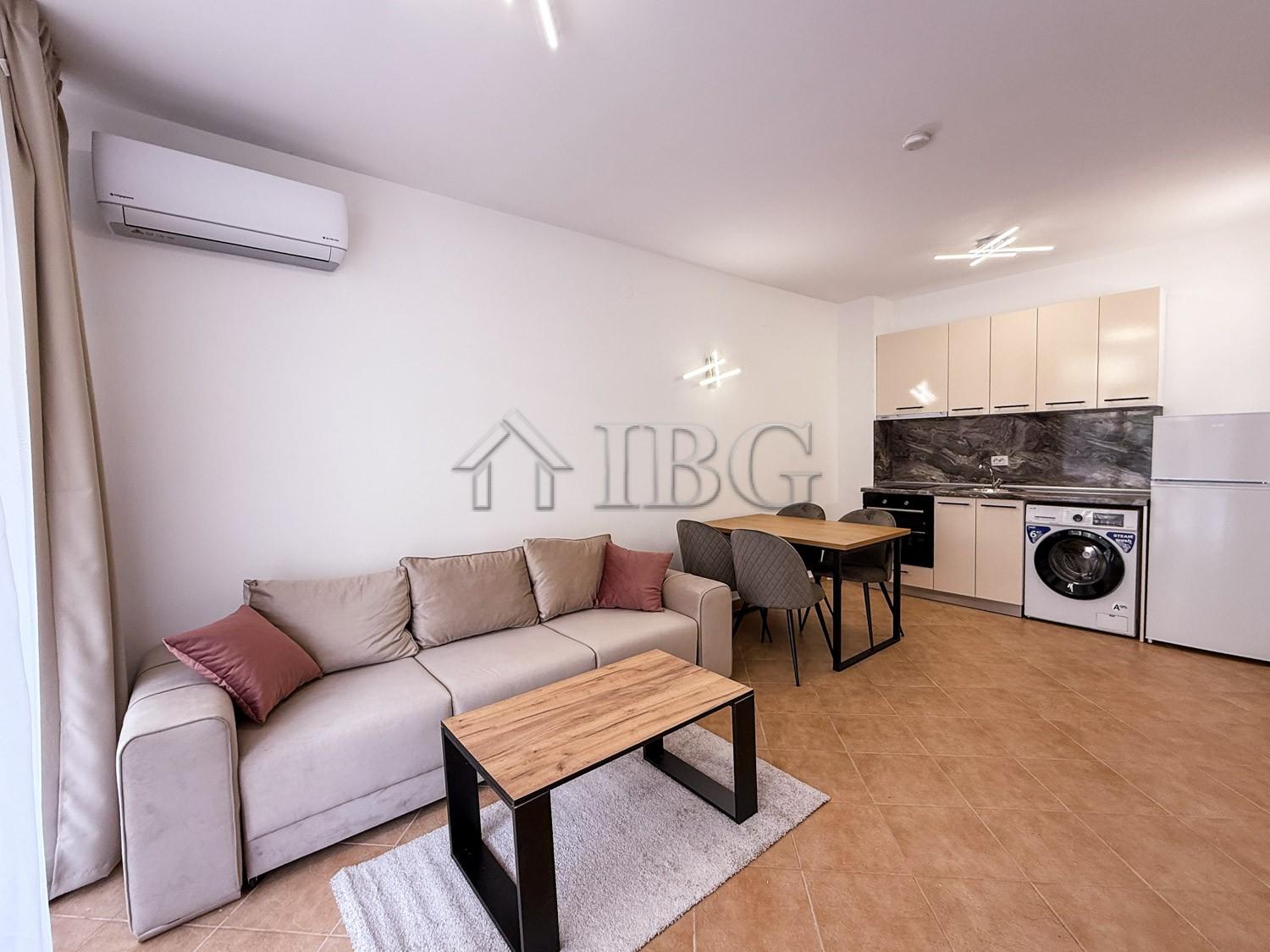 Renovated One-Bedroom Apartment with Large Terrace Barco Del Sol, Sunny Beach — photo 18 of 25