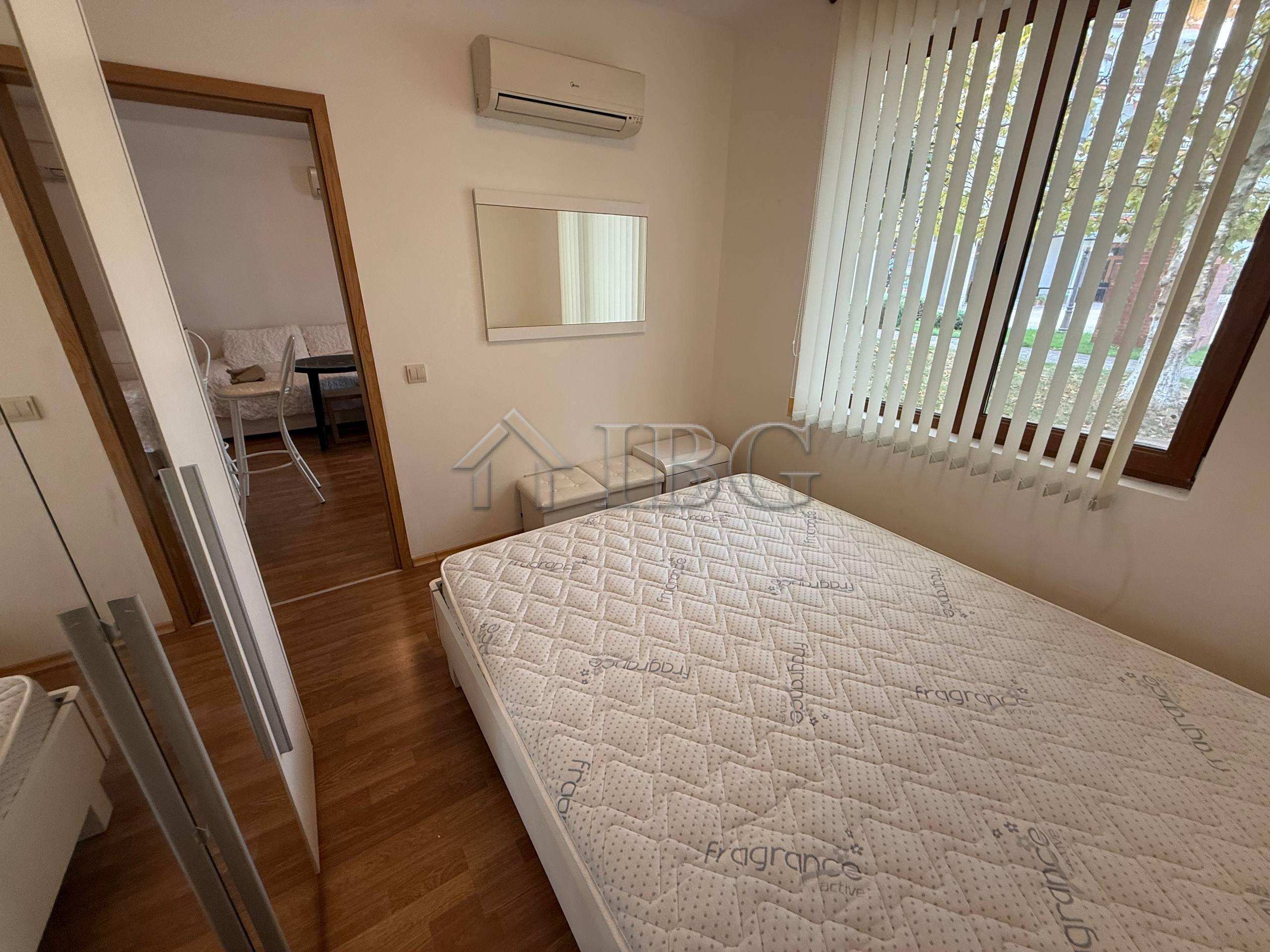 1-Bedroom Apartment with Big Veranda Vineyards Resort, Aheloy — photo 12 of 19