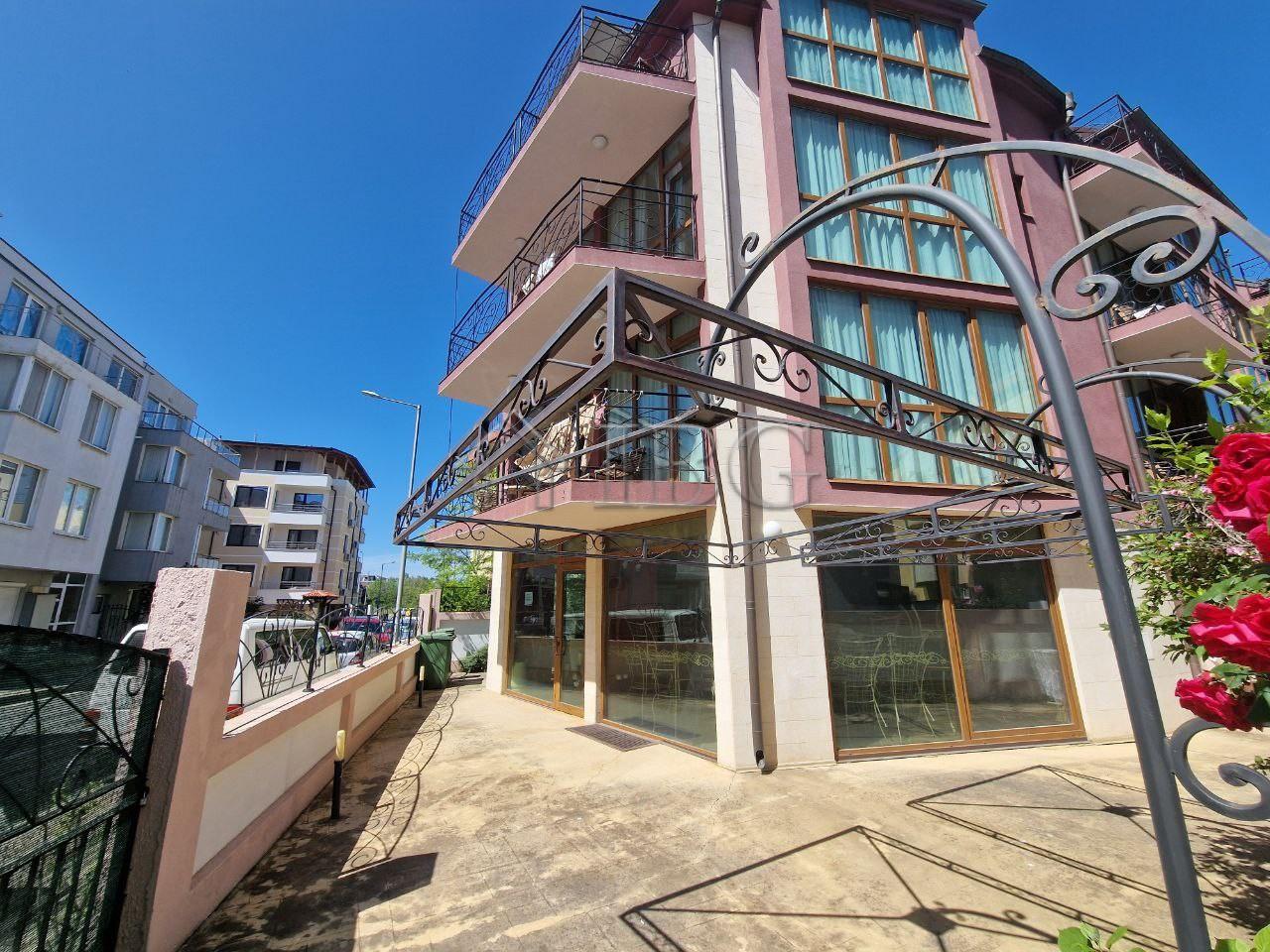 Hotel with 26 Units and Pool, Nessebar - 800 m from the Beach — photo 3