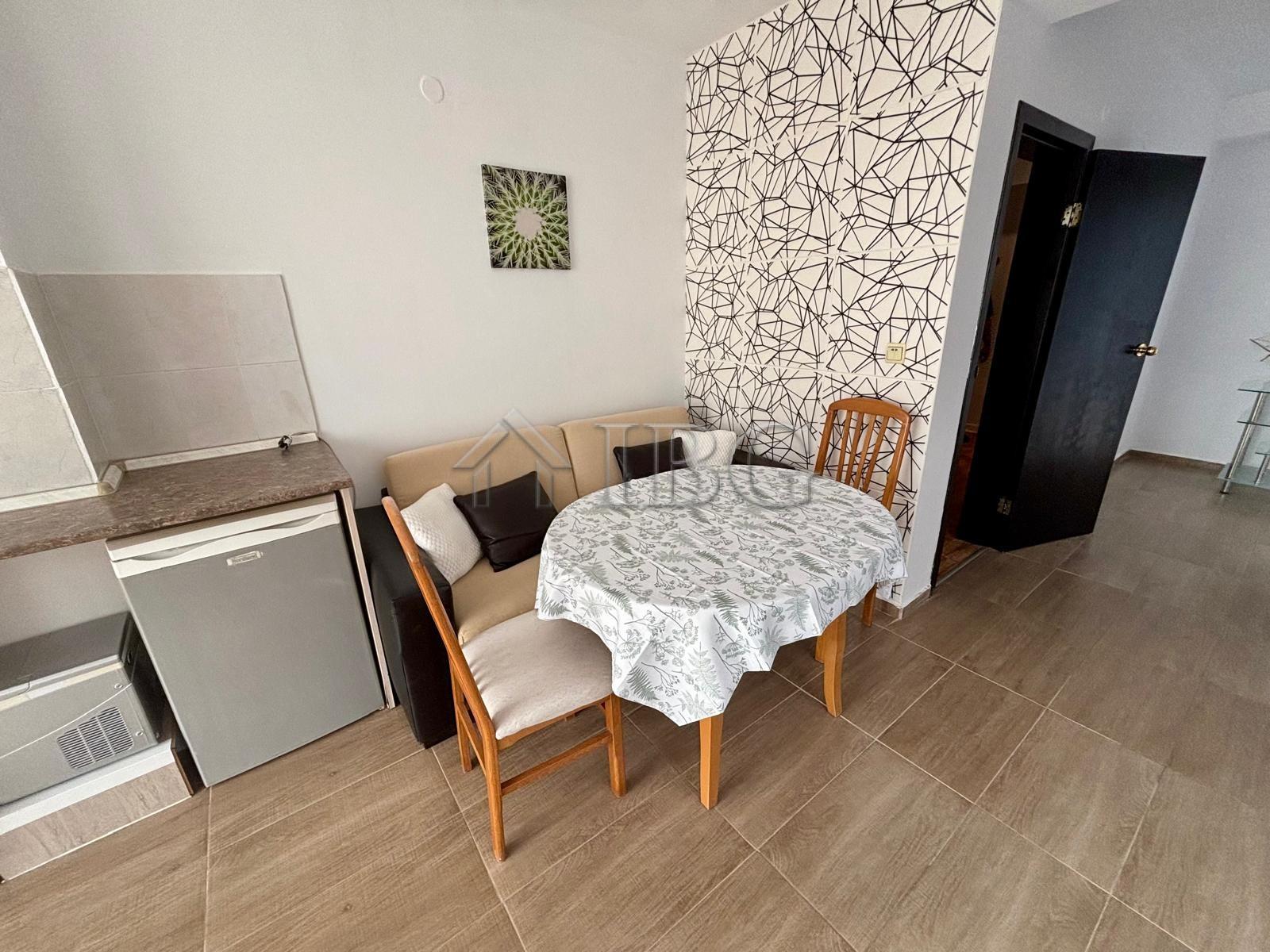 2-Bedroom Apartment with Sea View, 4 Balconies & Terrace - Nov Izgrev, Sveti Vlas — photo 7 of 25