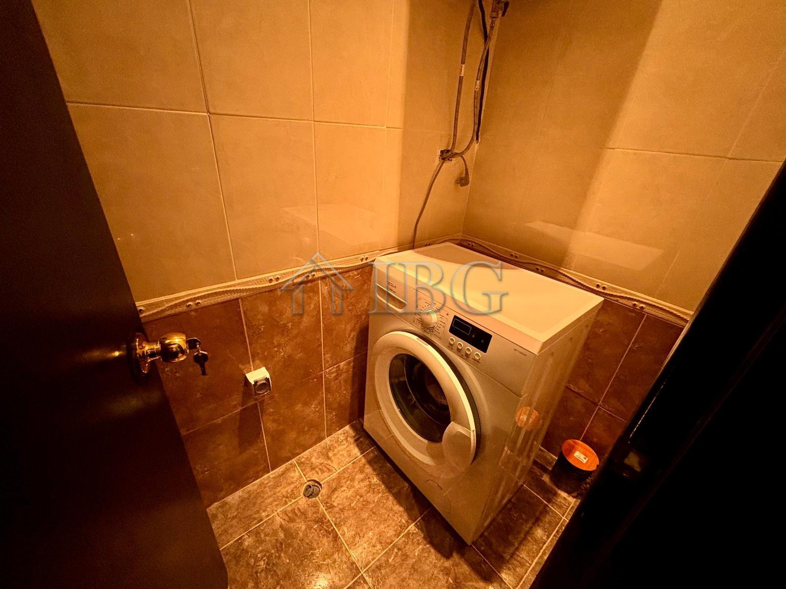 2-Bedroom Apartment with Sea View, 4 Balconies & Terrace - Nov Izgrev, Sveti Vlas — photo 15 of 25