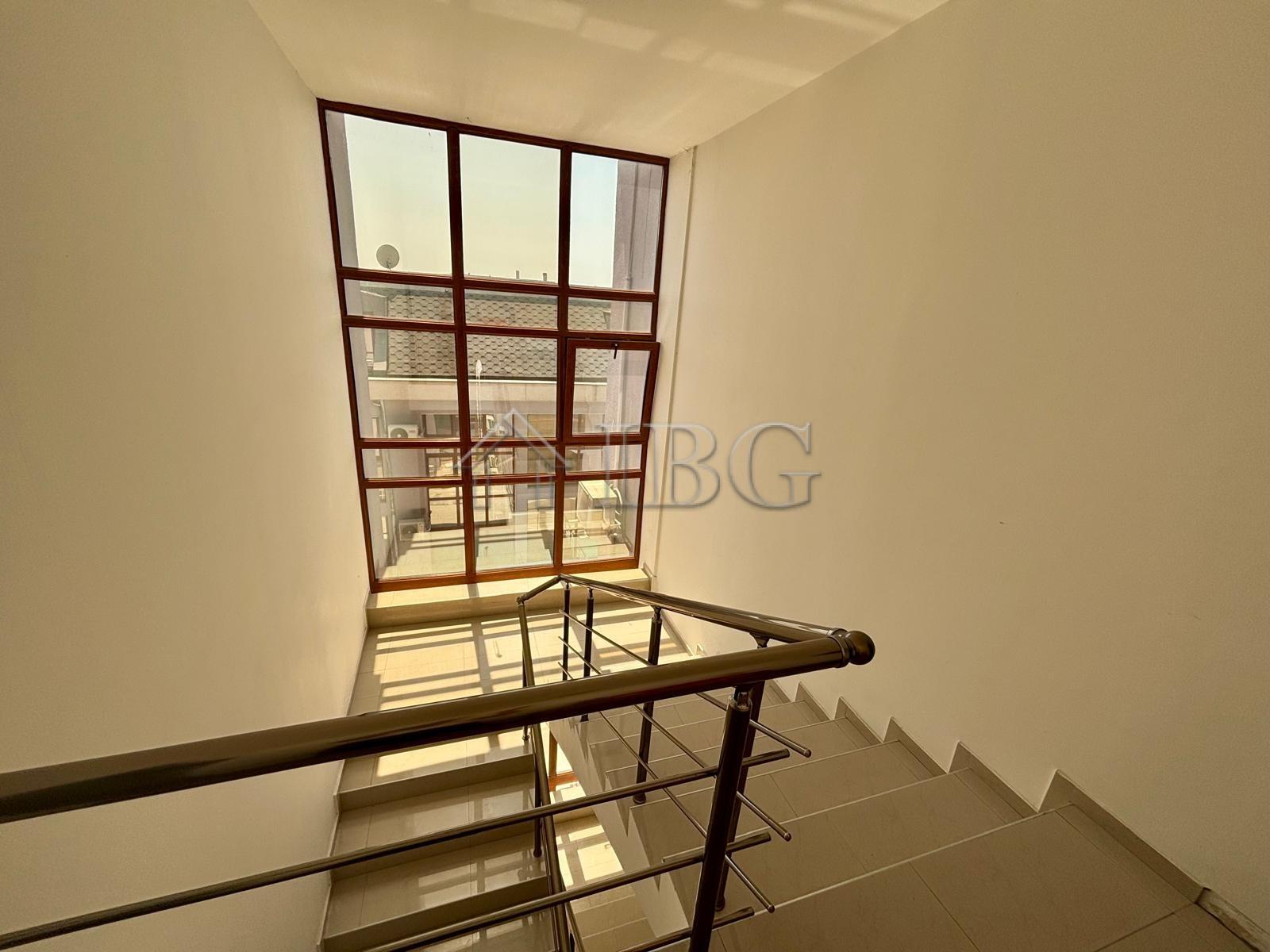 2-Bedroom Apartment with Sea View, 4 Balconies & Terrace - Nov Izgrev, Sveti Vlas — photo 22 of 25