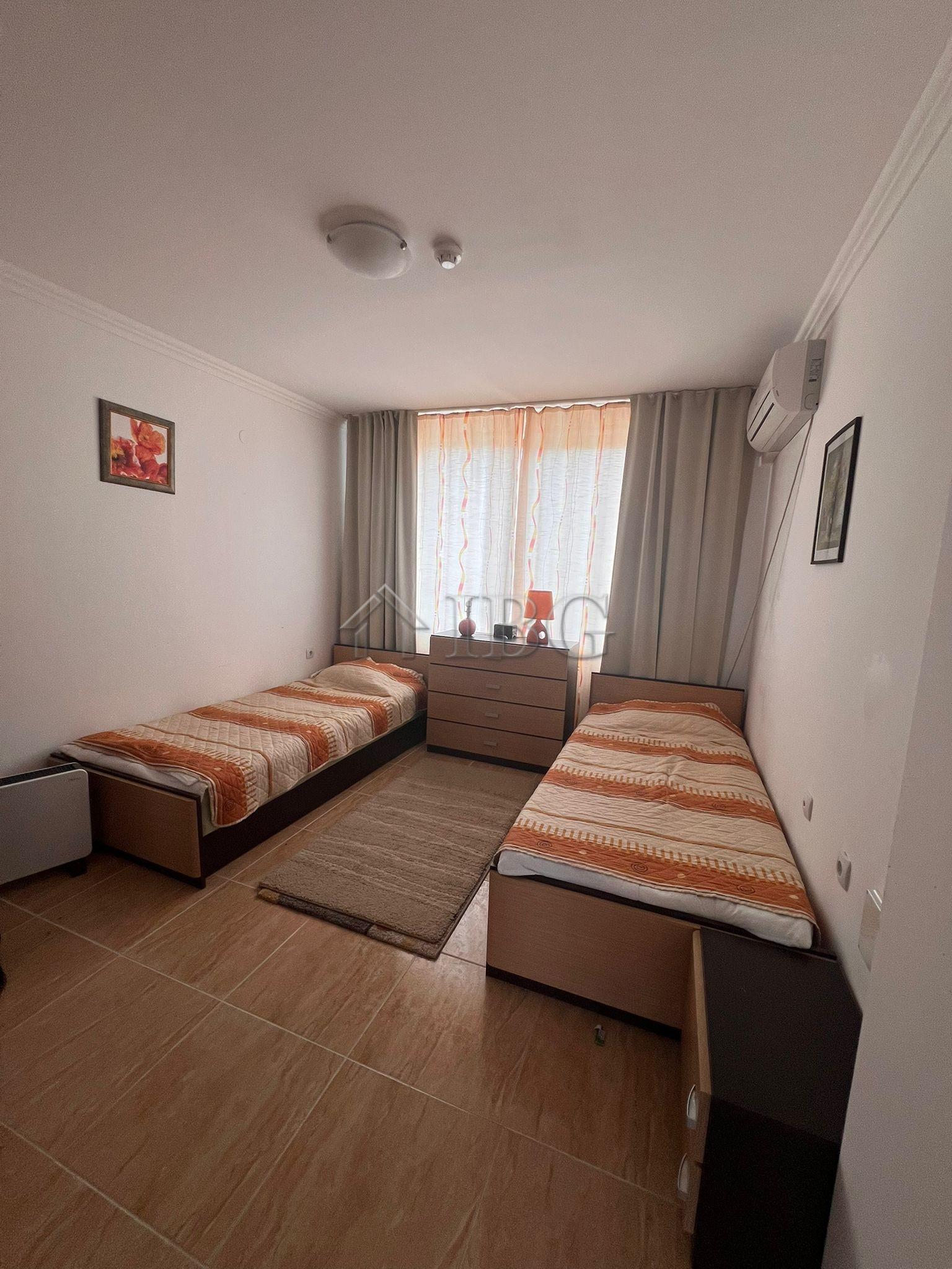 Two-Bedroom Apartment with Sea and Pool Views in Kambani 3 Complex, Sveti Vlas — photo 12 of 16