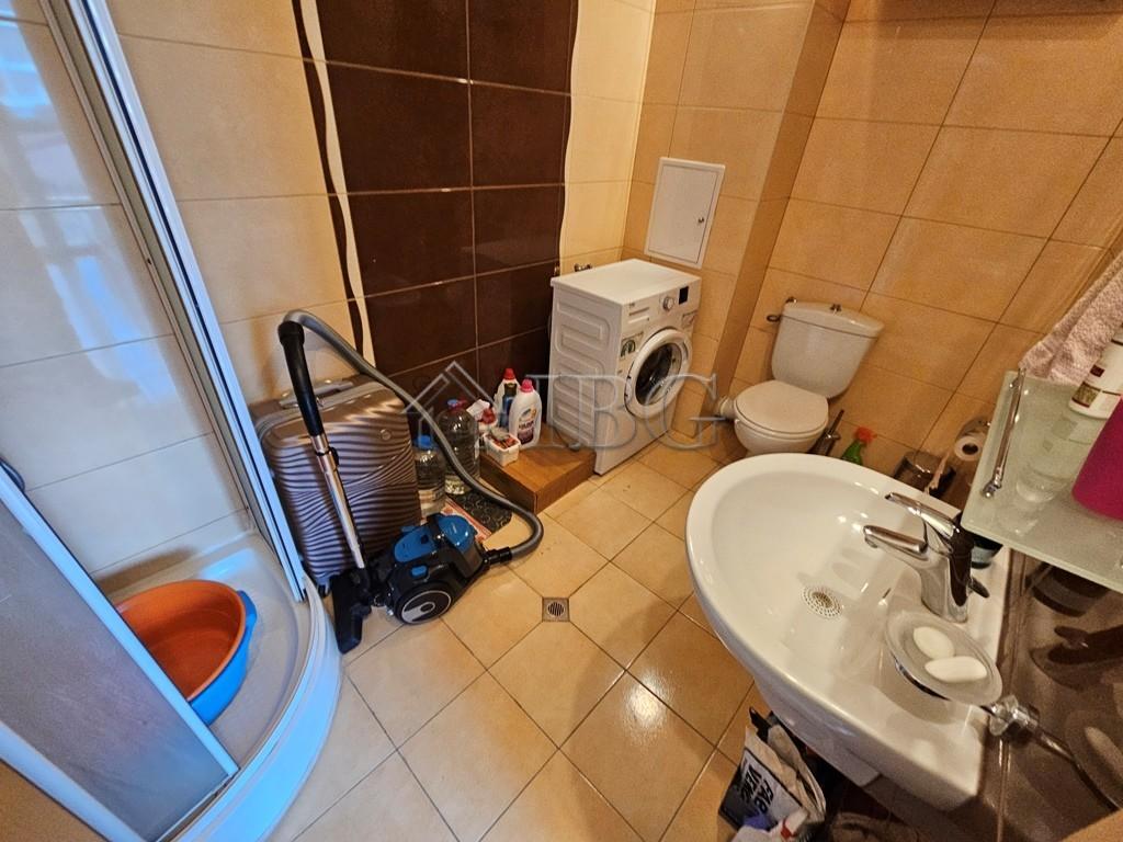 2-Bedroom Apartment with Pool View in Marina Holiday Club, Pomorie — photo 12 of 12