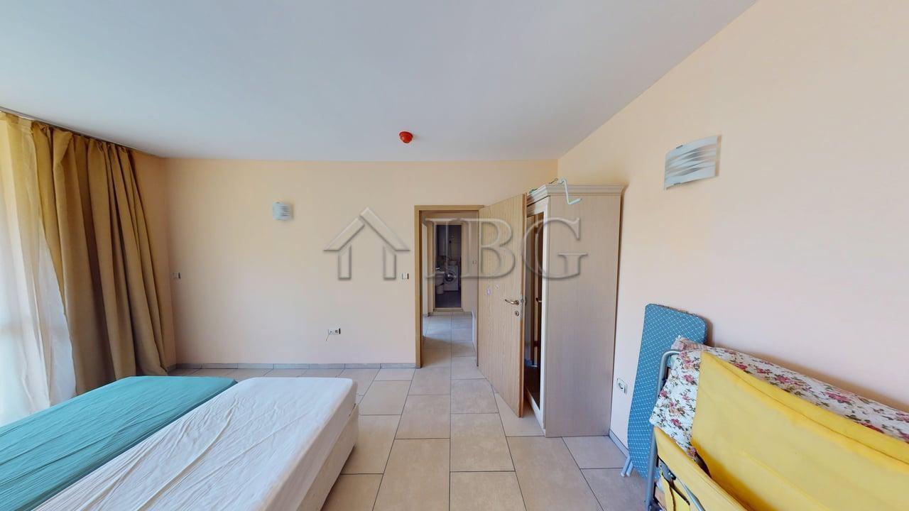 1-Bedroom Apartment in Avalon Complex, Sunny Beach — photo 10 of 17