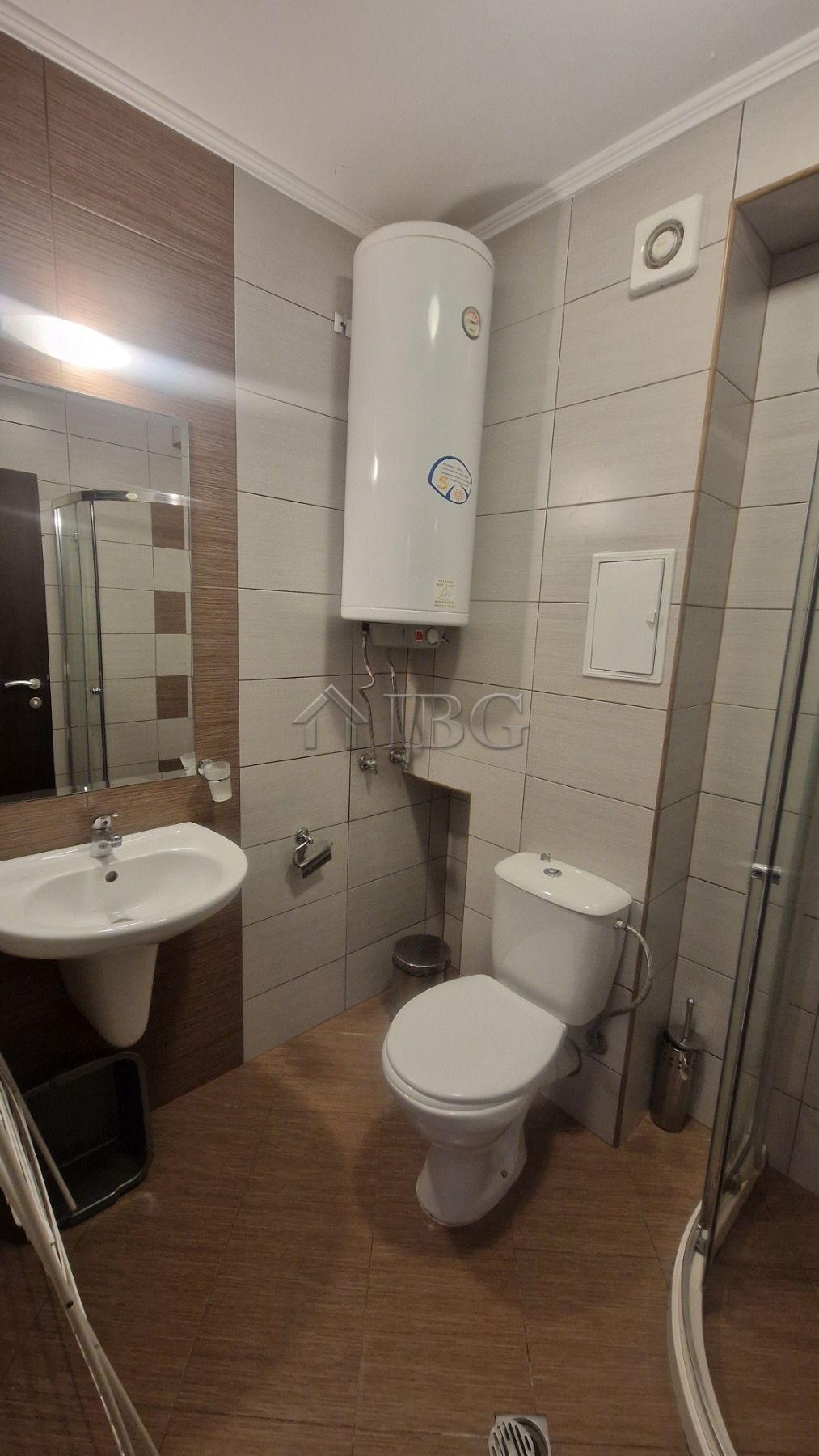 One-Bedroom Apartment with Pool View in Harmony Suites 1, Sunny Beach — photo 15 of 16