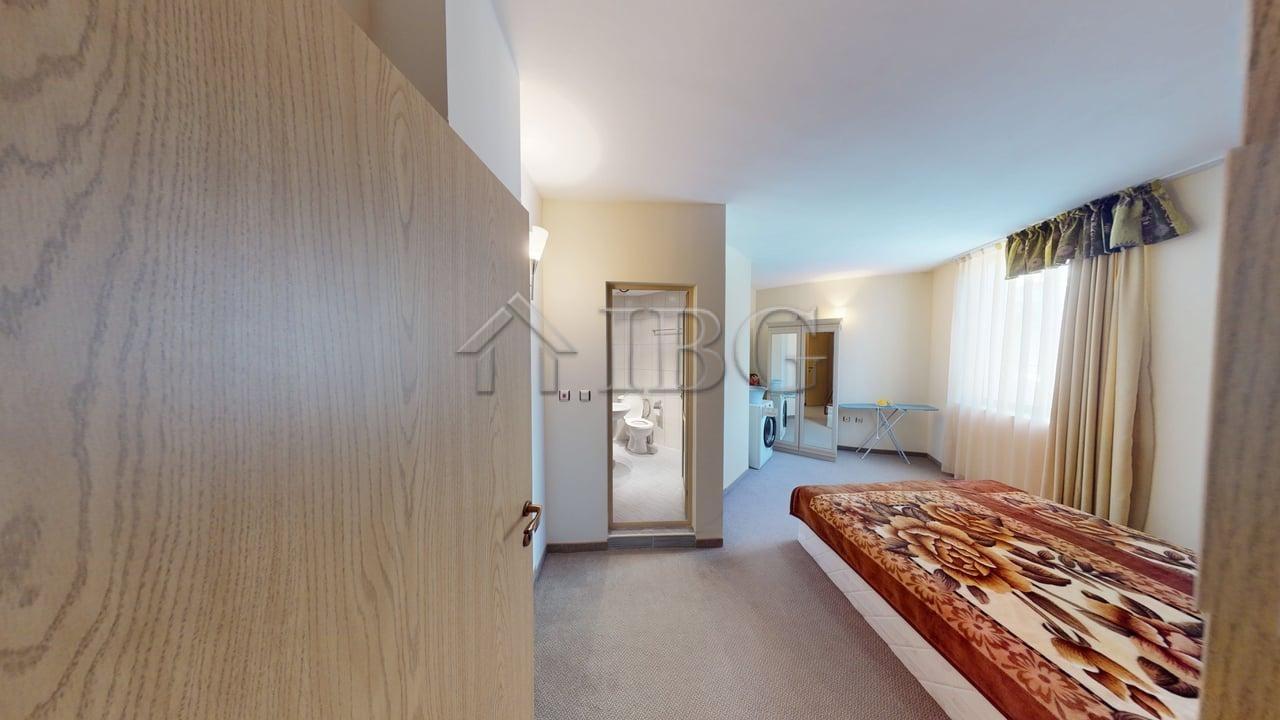 2-Bedroom Apartment in the Avalon Complex, Sunny Beach — photo 13 of 25
